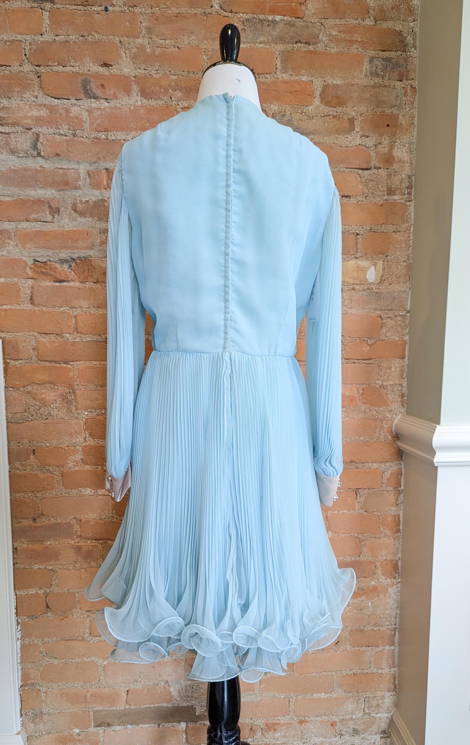 https://i.etsystatic.com/16790938/r/il/8bcc63/6390417986/il_fullxfull.6390417986_5w3n.jpg