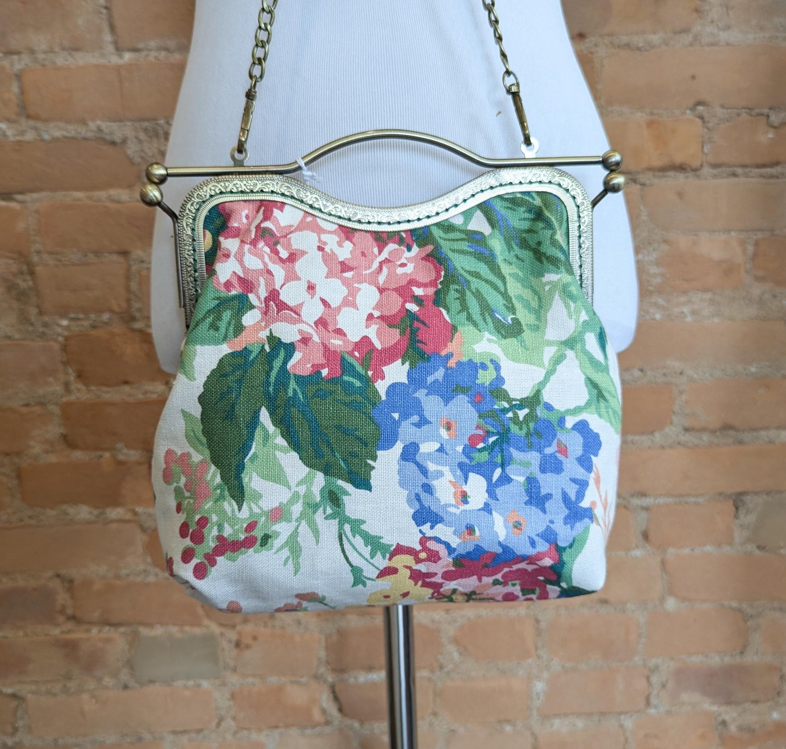 https://i.etsystatic.com/16790938/r/il/8d26b4/6388788496/il_fullxfull.6388788496_i88j.jpg