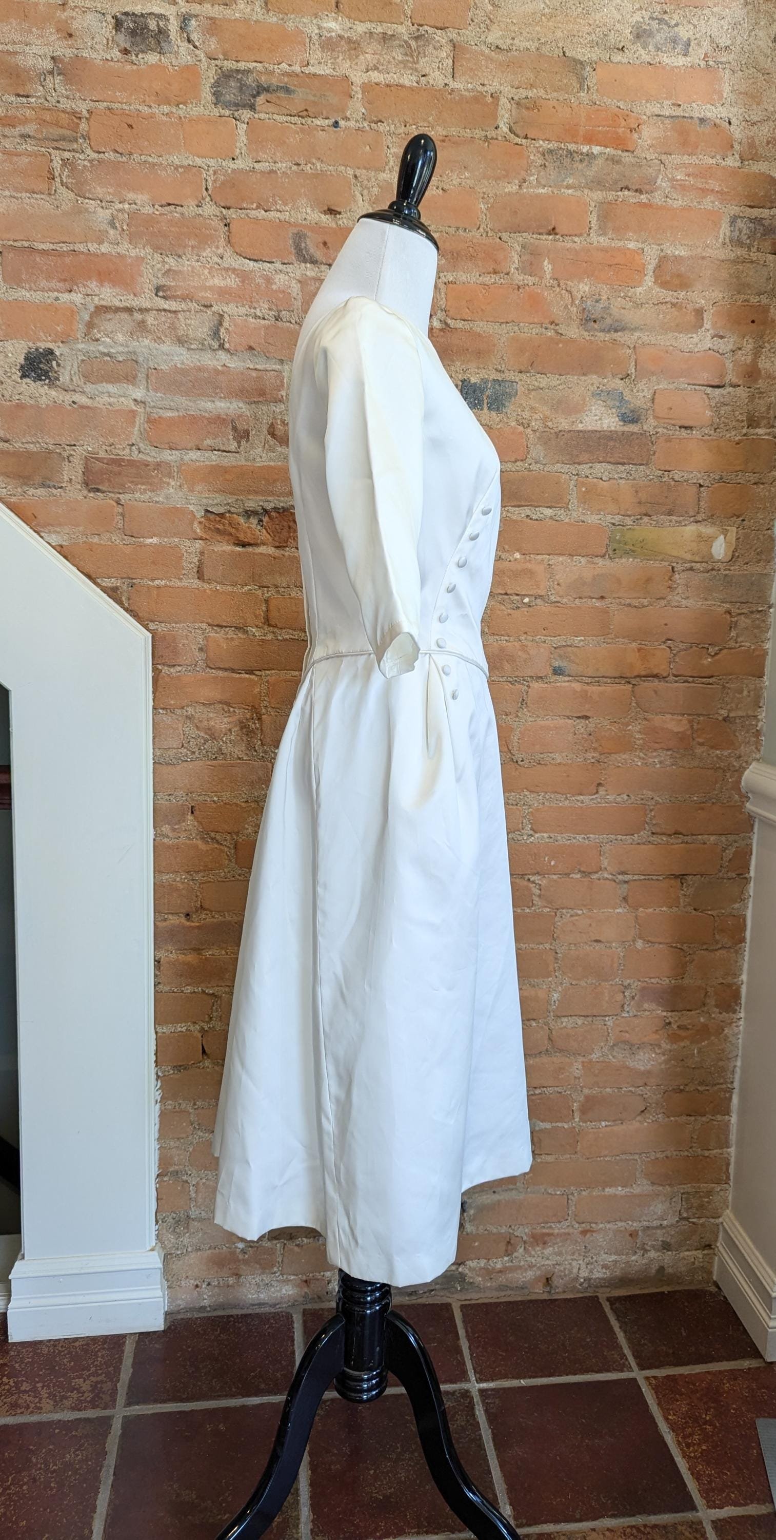 https://i.etsystatic.com/16790938/r/il/0a1be1/6364471810/il_fullxfull.6364471810_ld36.jpg