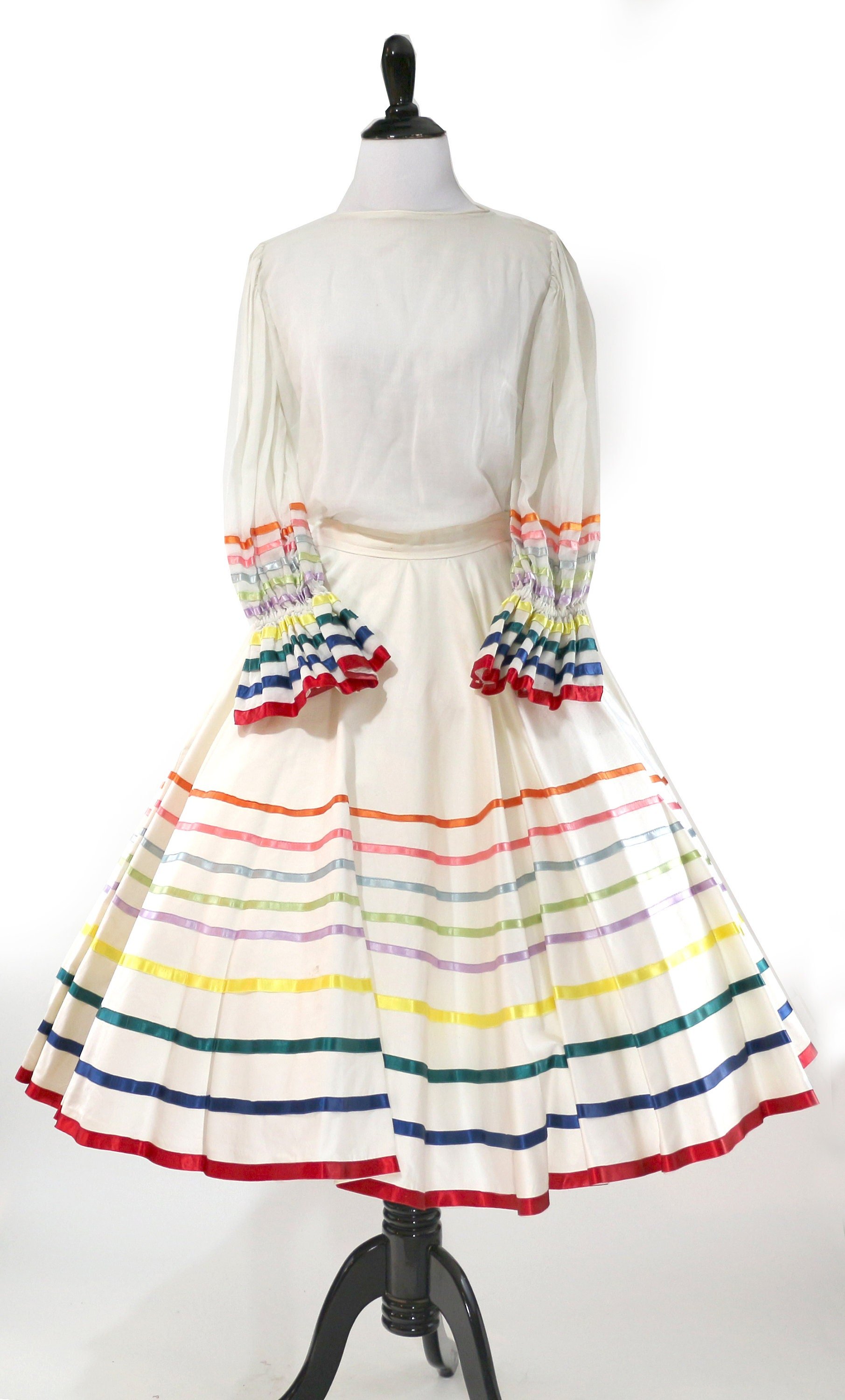 https://i.etsystatic.com/16790938/r/il/d05e24/3452937198/il_fullxfull.3452937198_nk5c.jpg