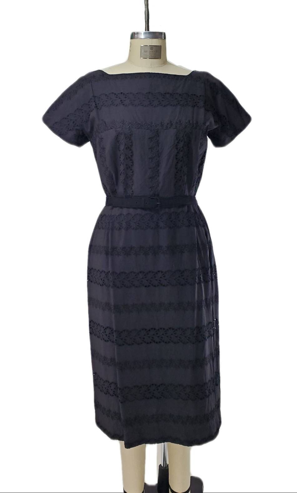 https://i.etsystatic.com/16790938/r/il/99db62/3595903368/il_fullxfull.3595903368_j2kp.jpg