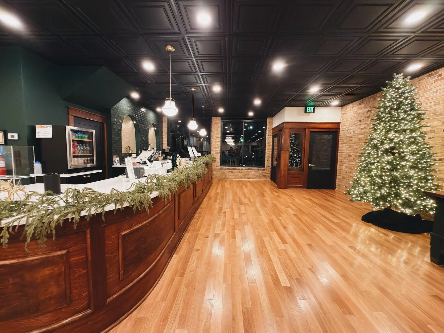 It&rsquo;s looking pretty festive in here. 🥹❤️🎄 @theinkwell_rockville @chelsy_davies