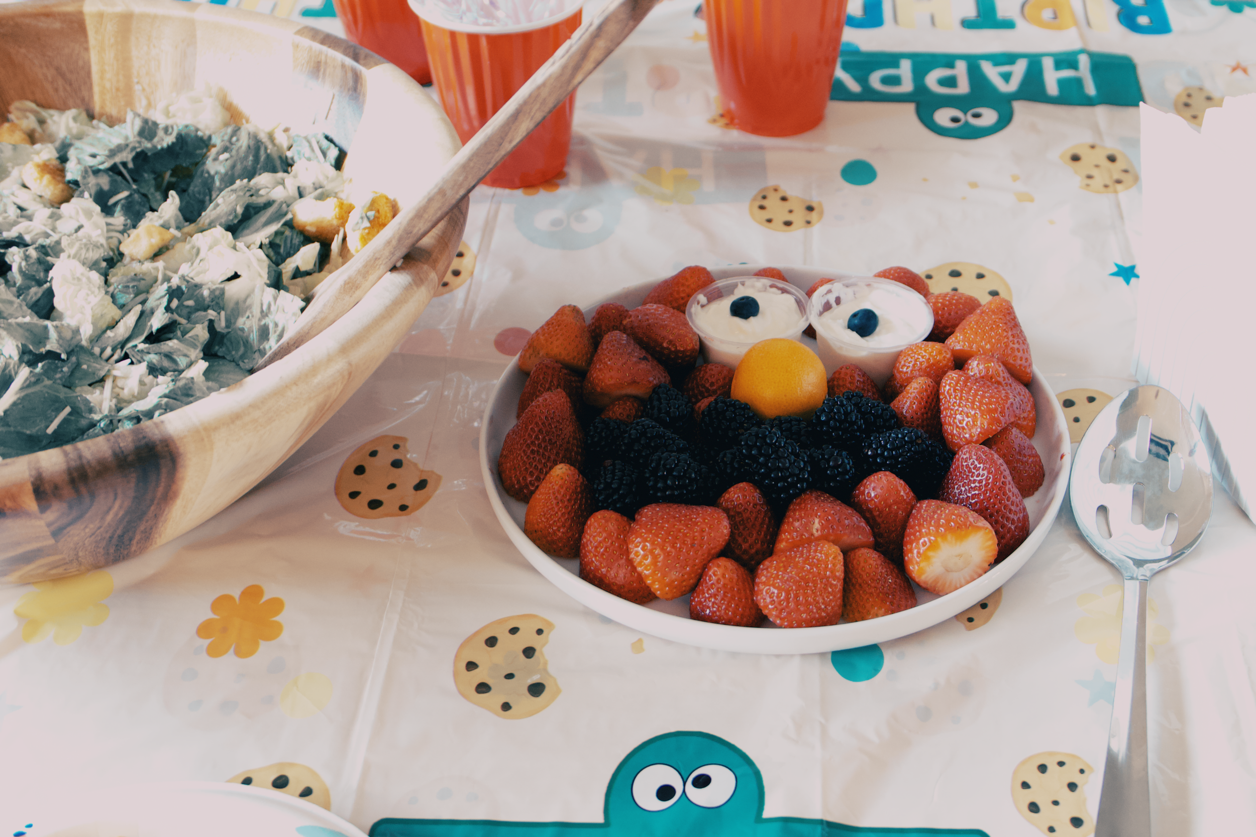 elmo-fruit.png