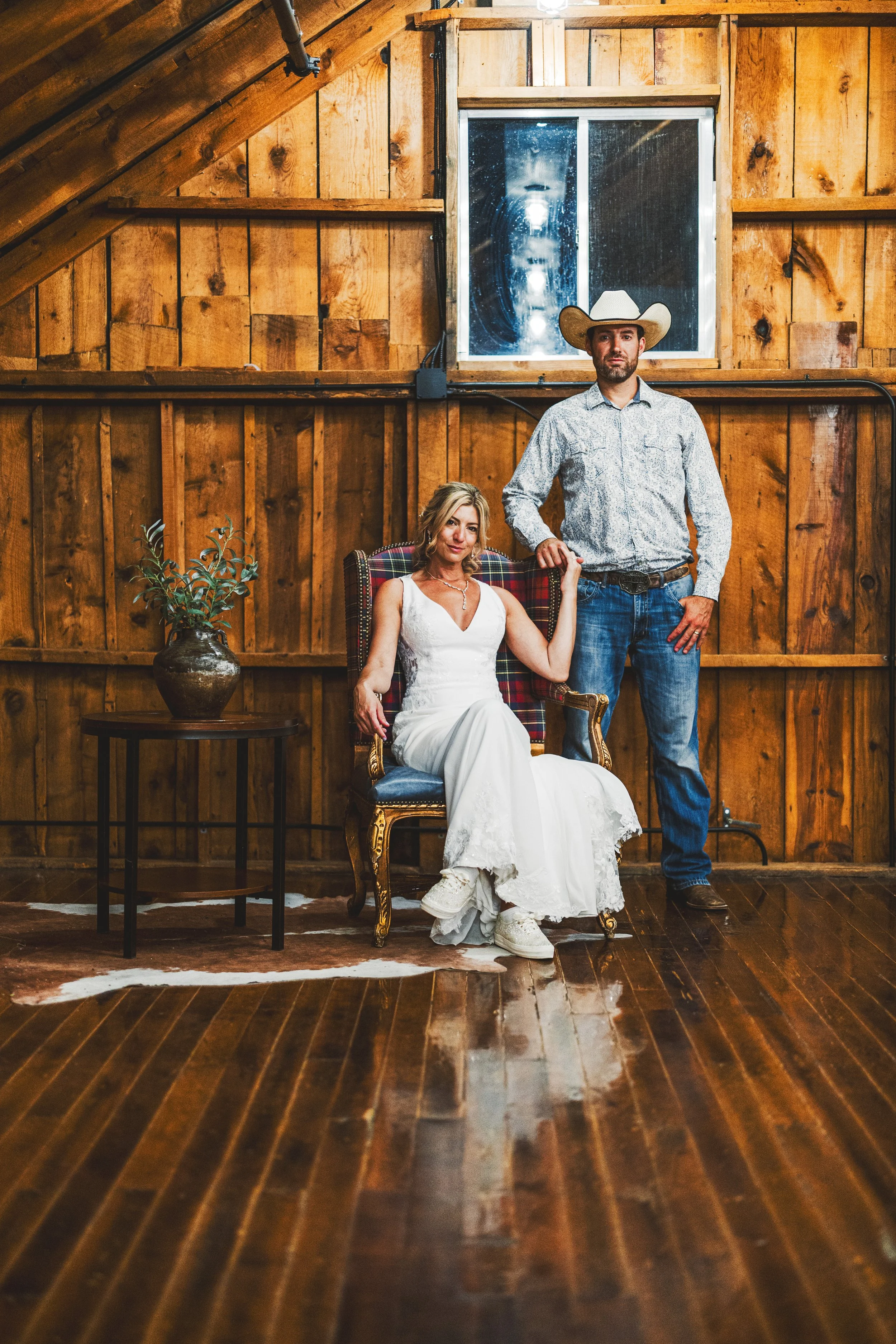 couple doing a classic wedding pose