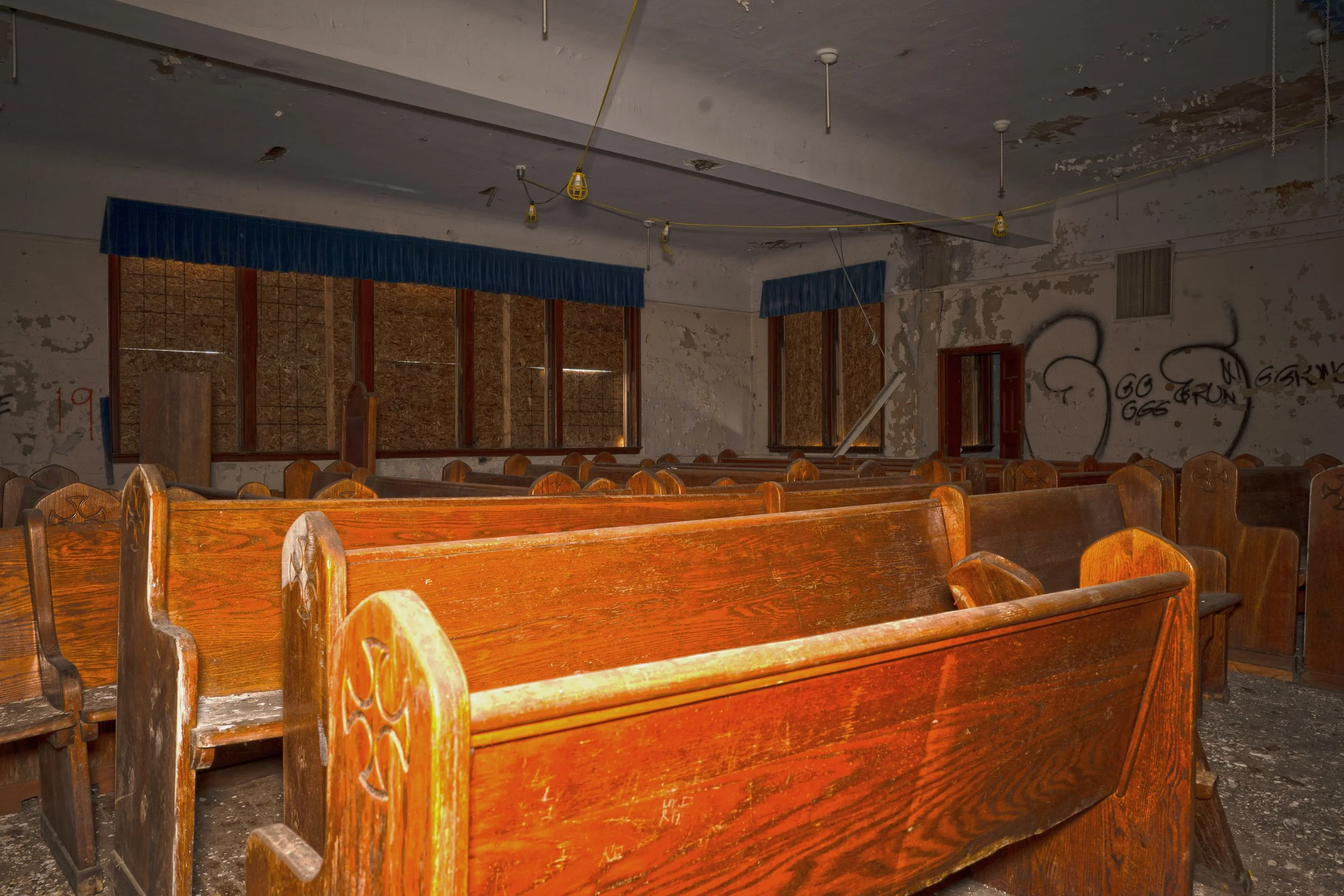 A room that would most closely represent a auditorium 