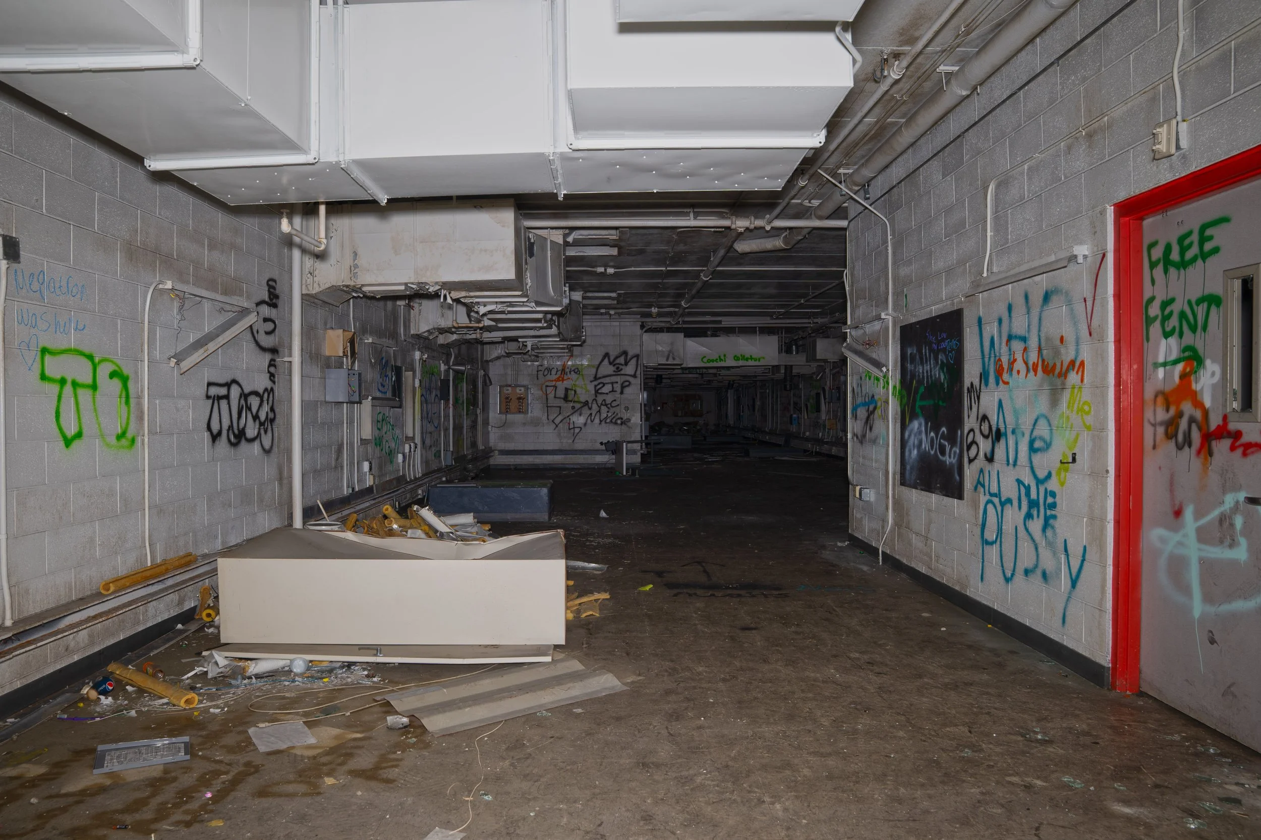 Projection room on 5-10 side