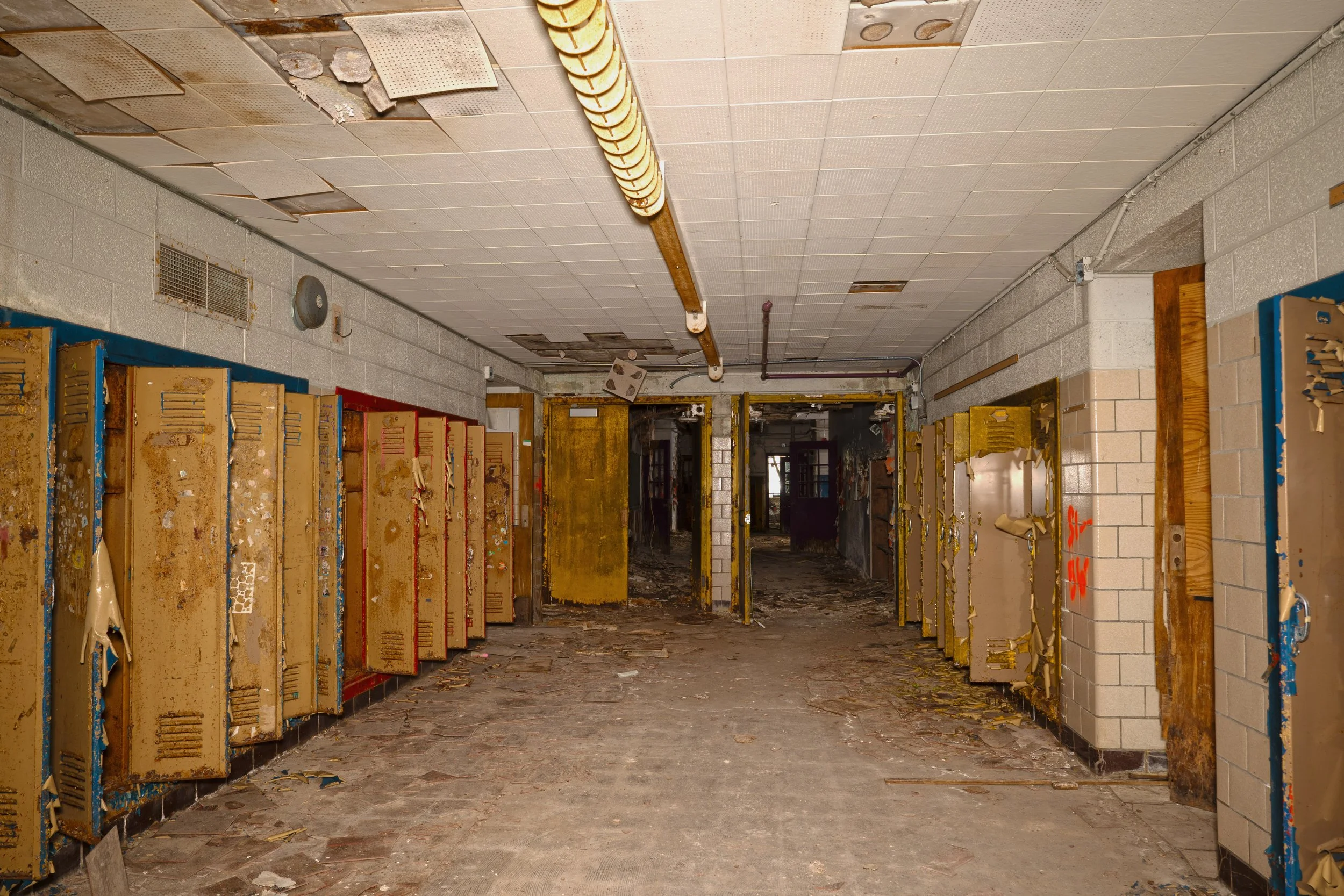 opening to 1924 wing