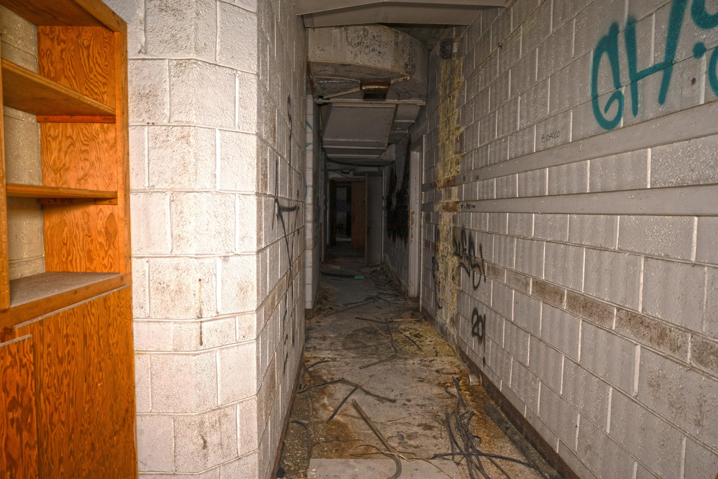 3rd floor hallway