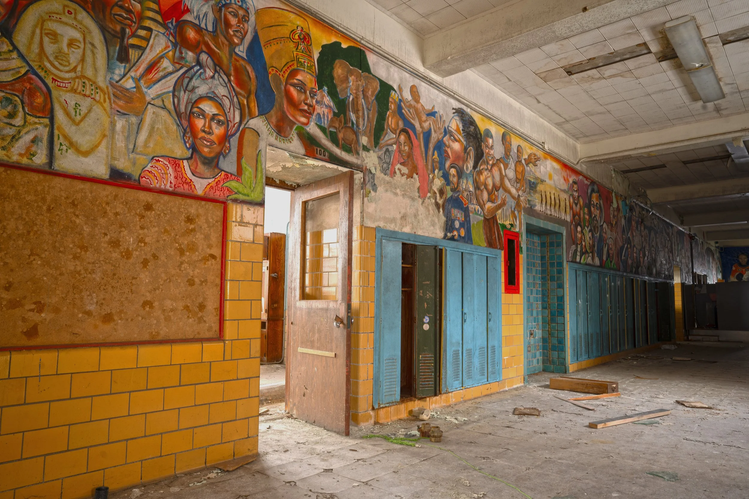 Murals on the 1st floor shot 12