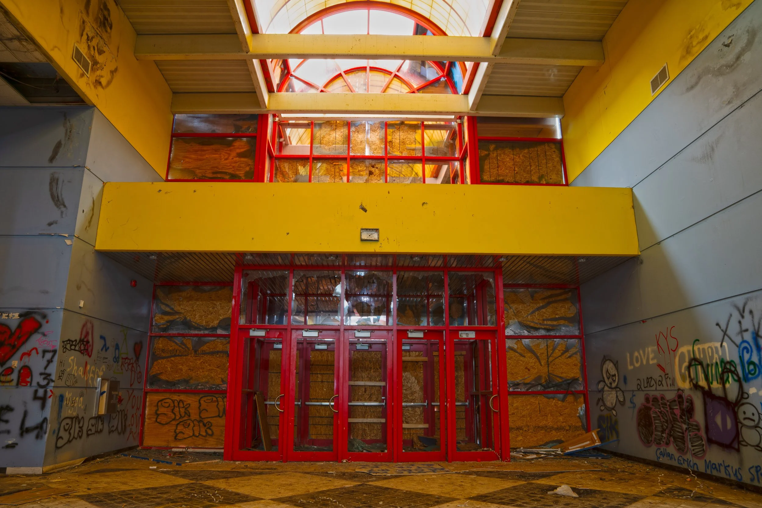 Main entrance to the theater 