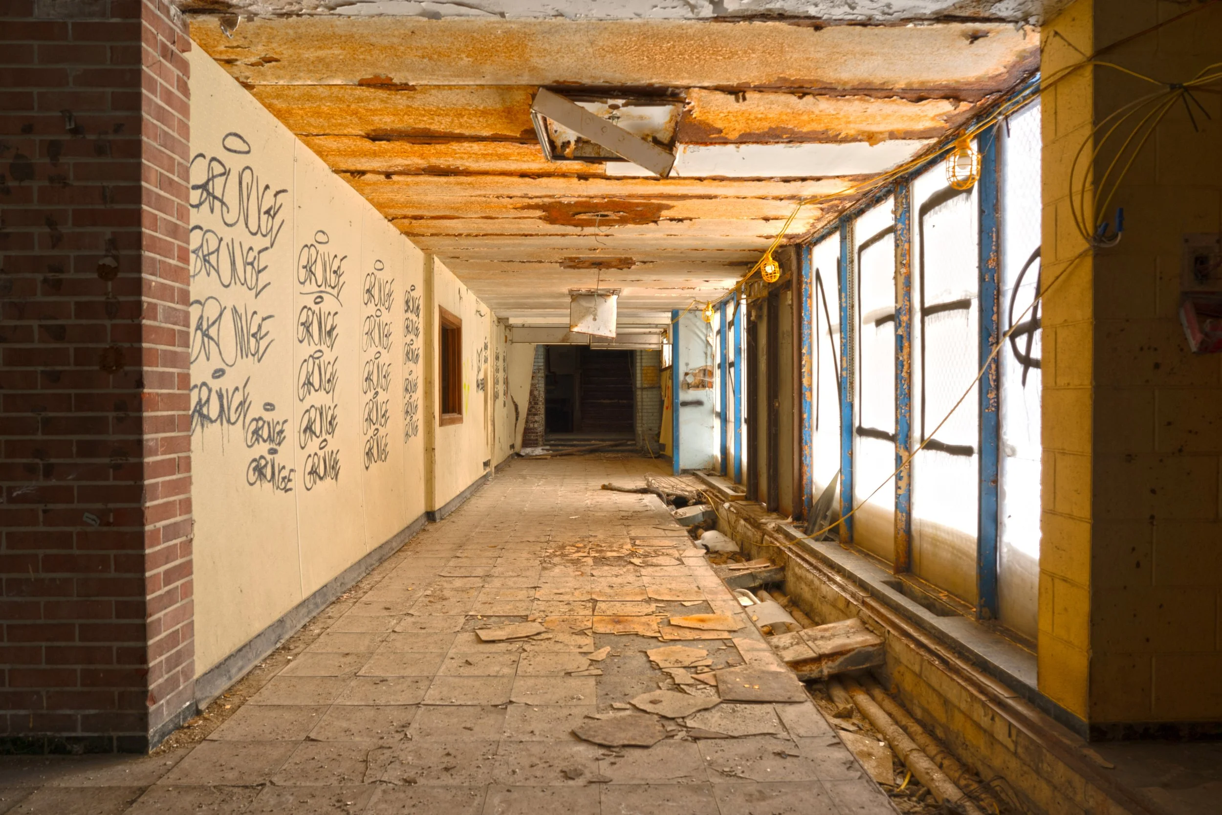 1961 addition hallway shot 2 