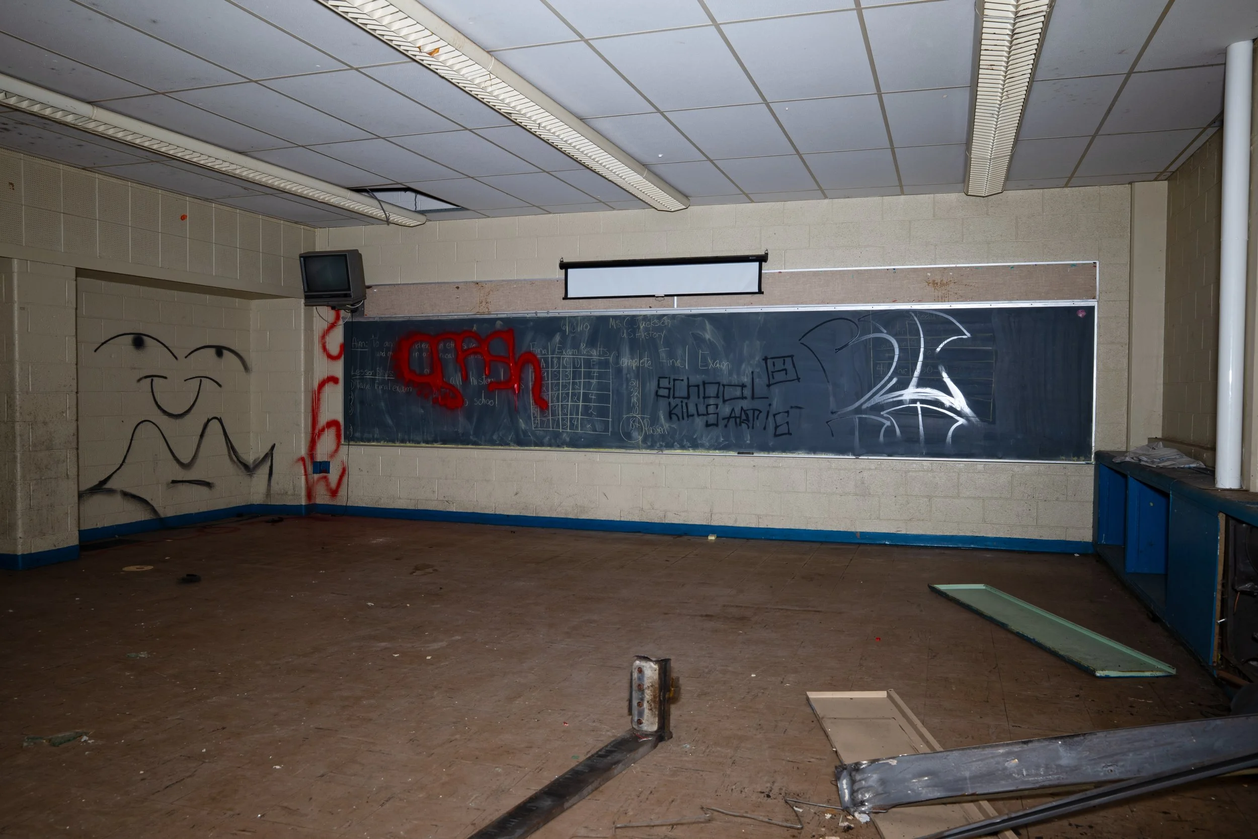 1st floor hallway