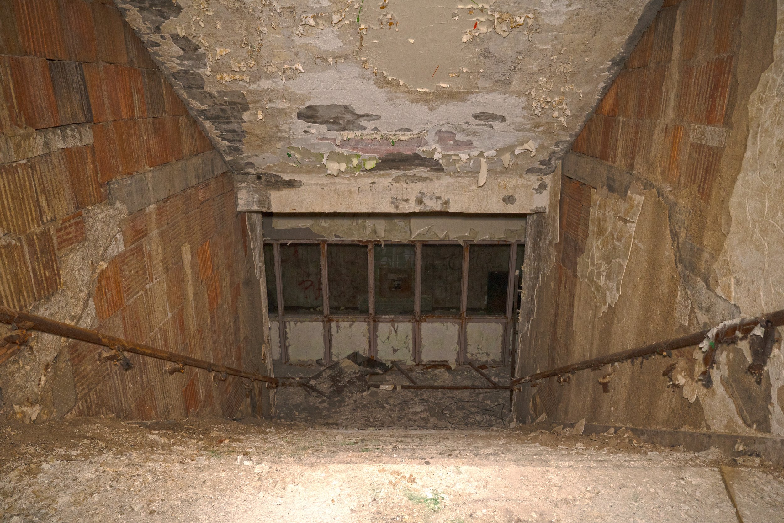 Main Staircase looking down to 1st floor