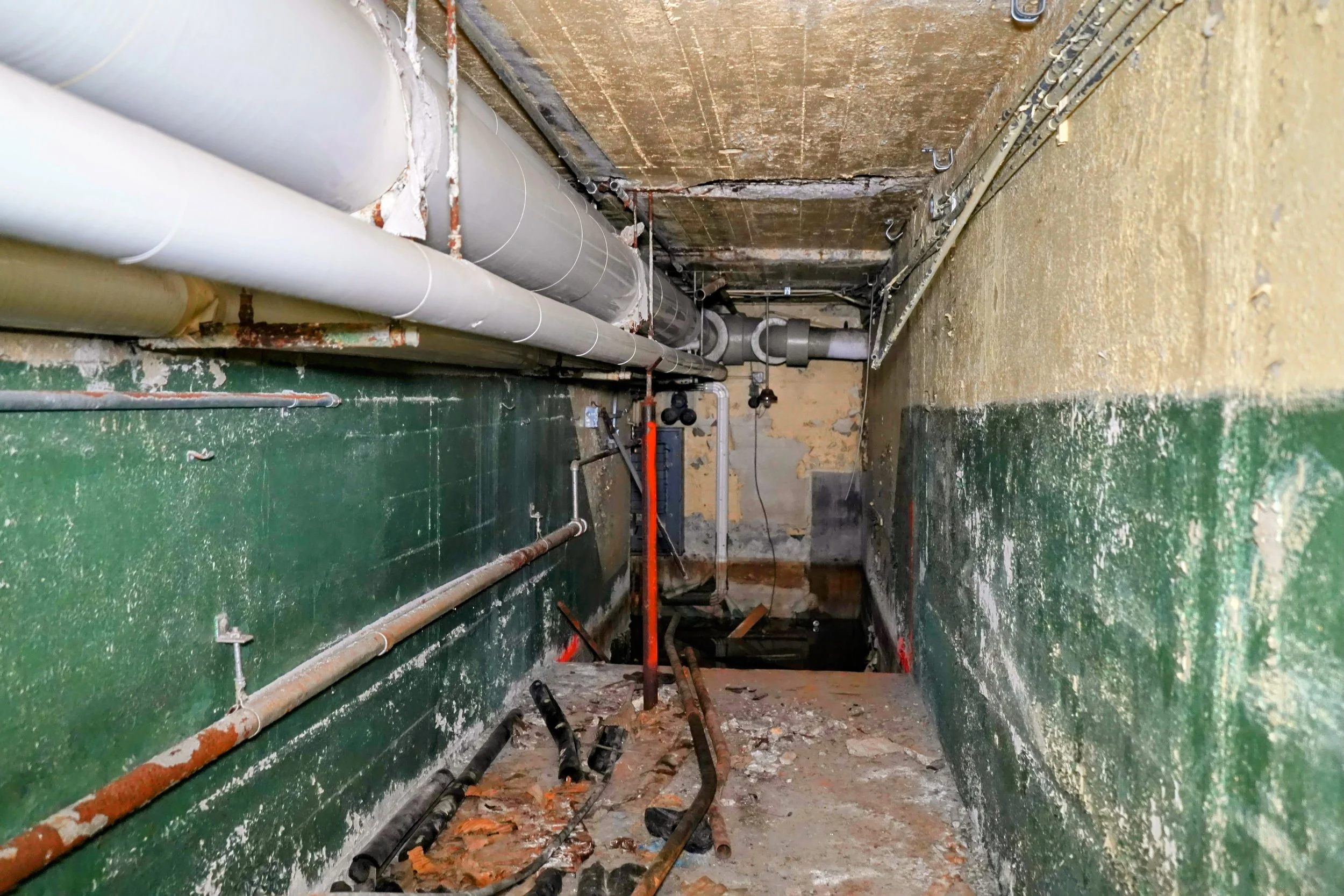 Basement shot 3 (boiler room hallway)