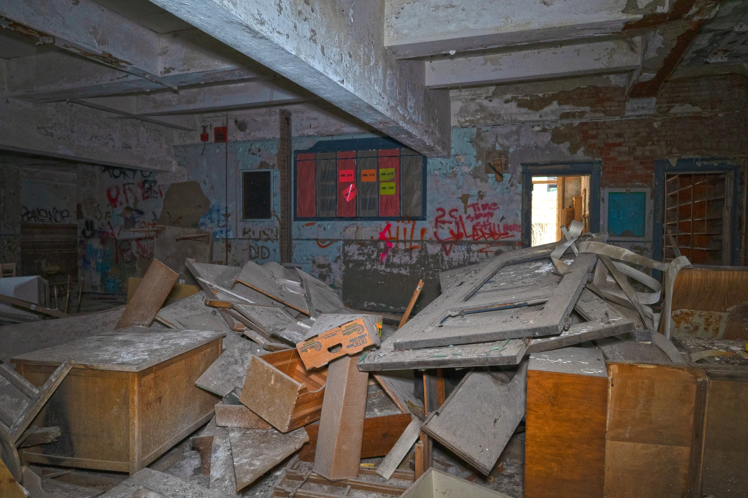 1st floor main concourse, debris piles line the floor