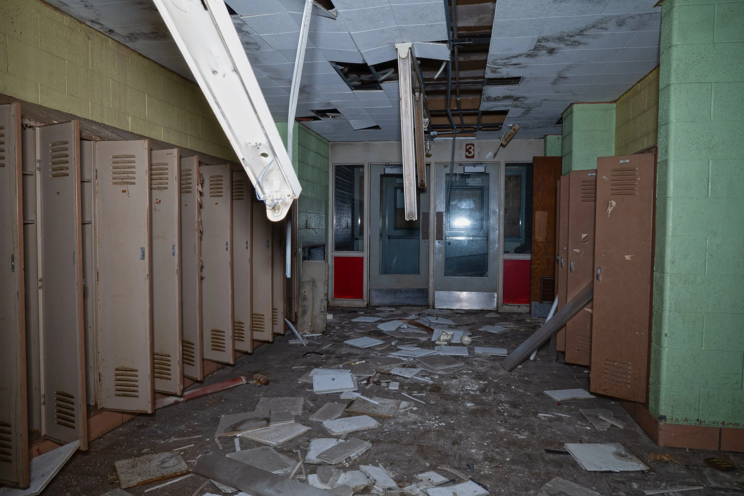 Common area corridor in Campbell shot 3 (Entrance 3)