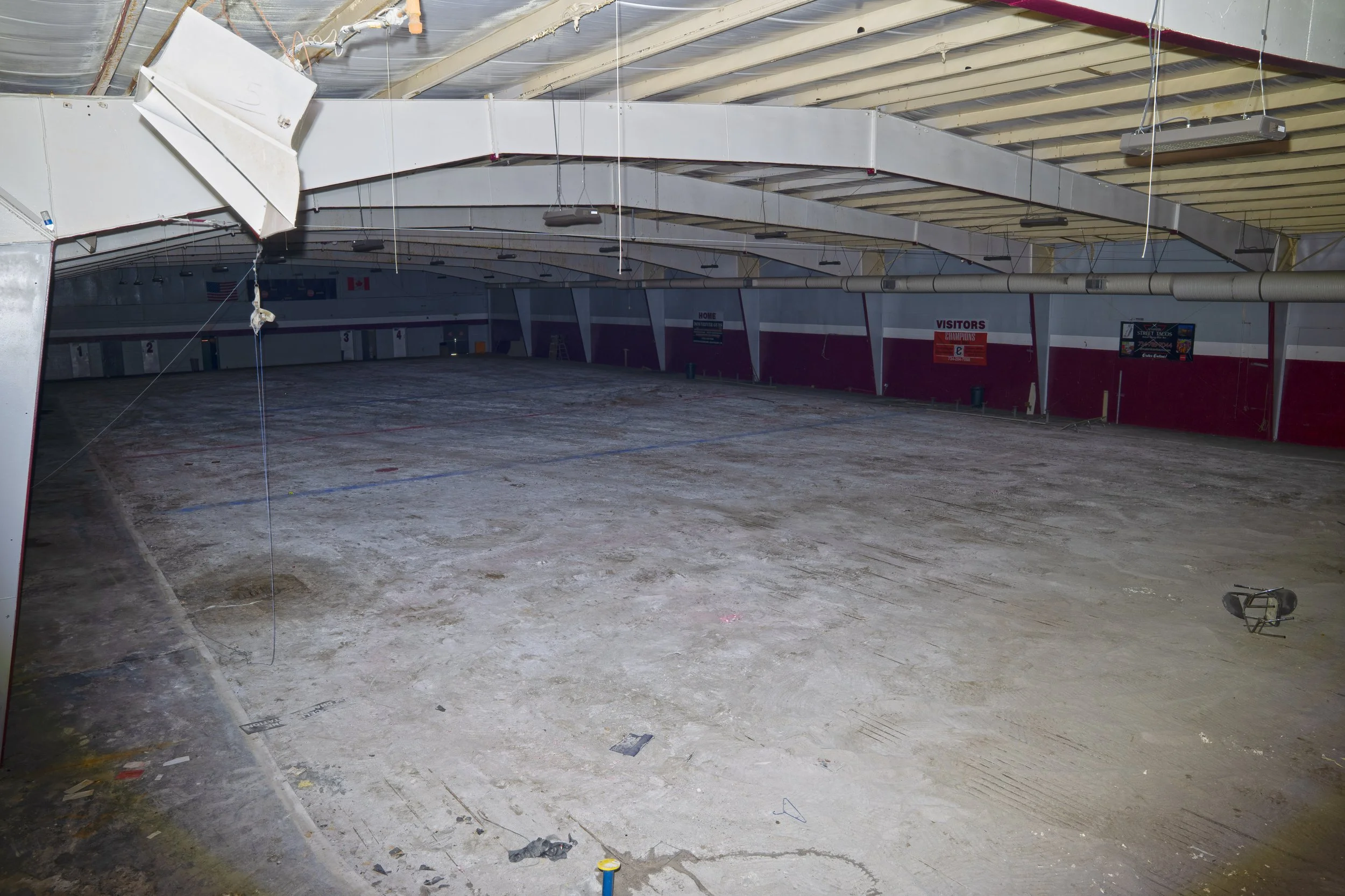 Upper view of the sandy court