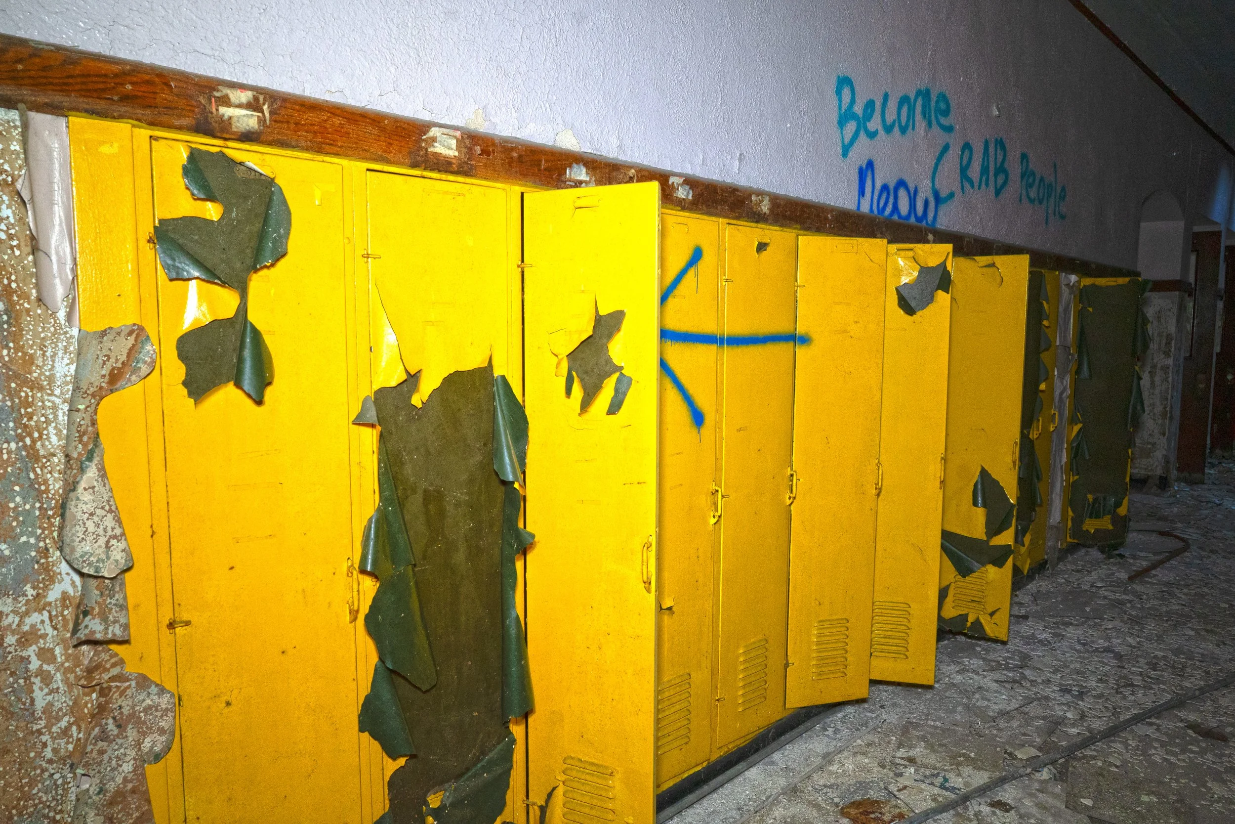 Lockers in short section of 2nd floor hallway