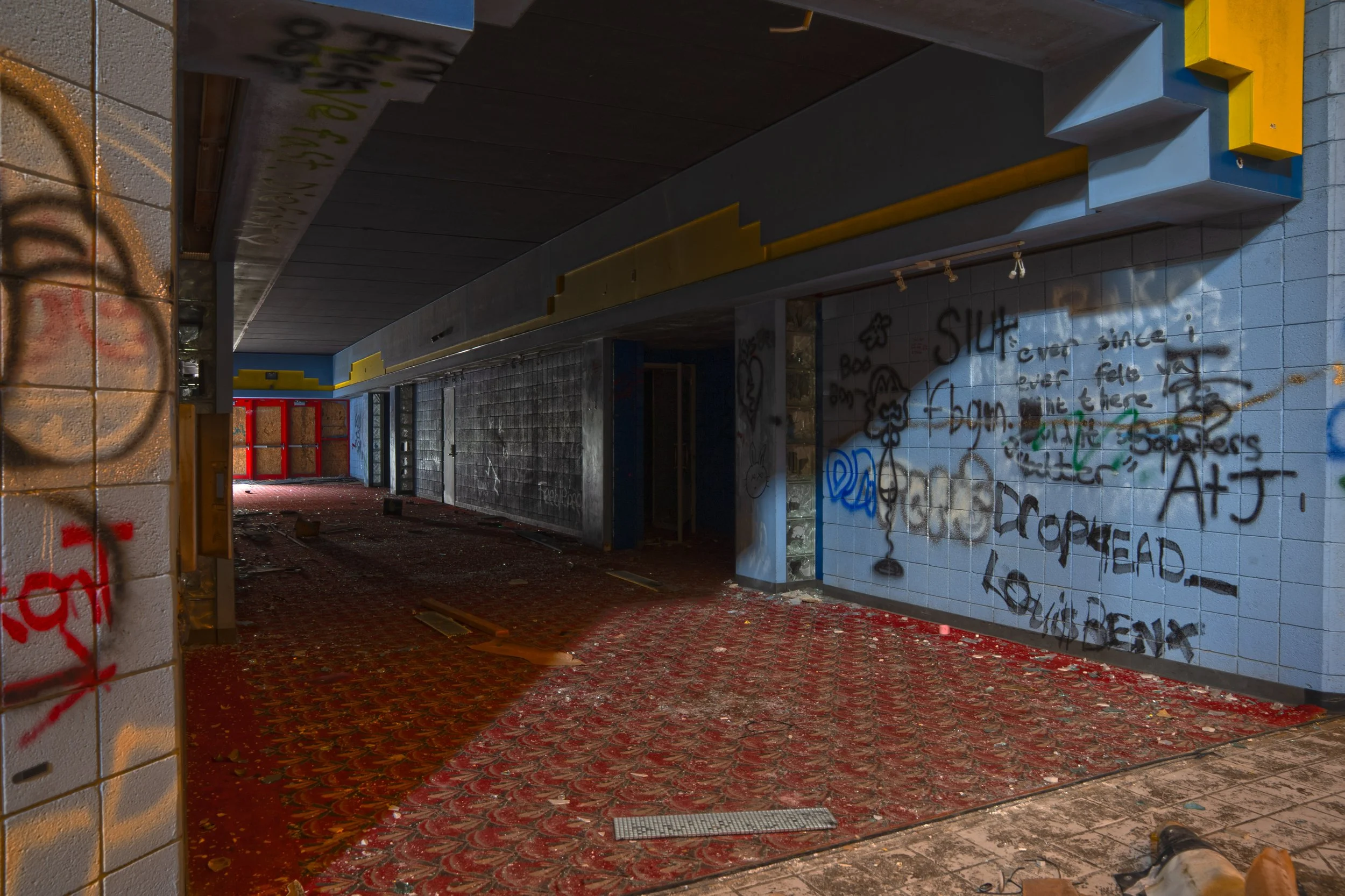1-4 hallway