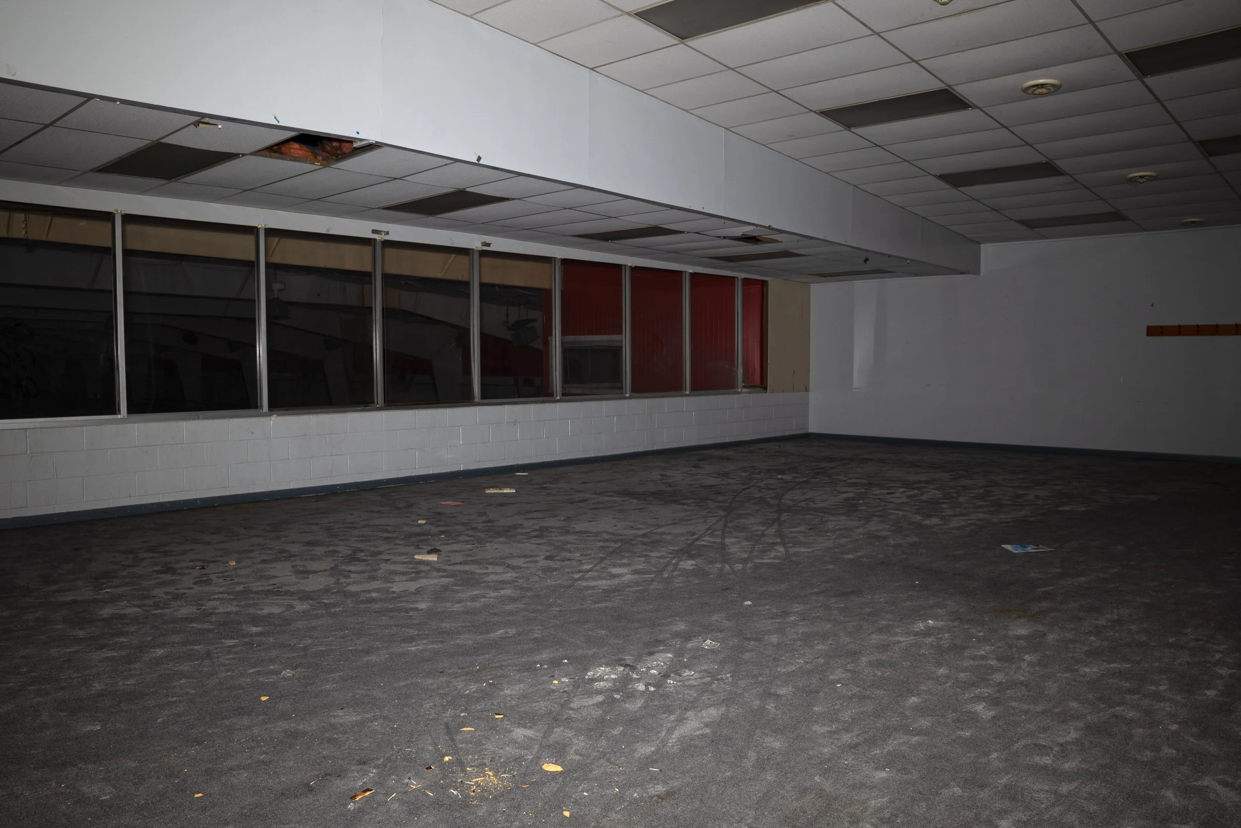 Viewing area above ice rink
