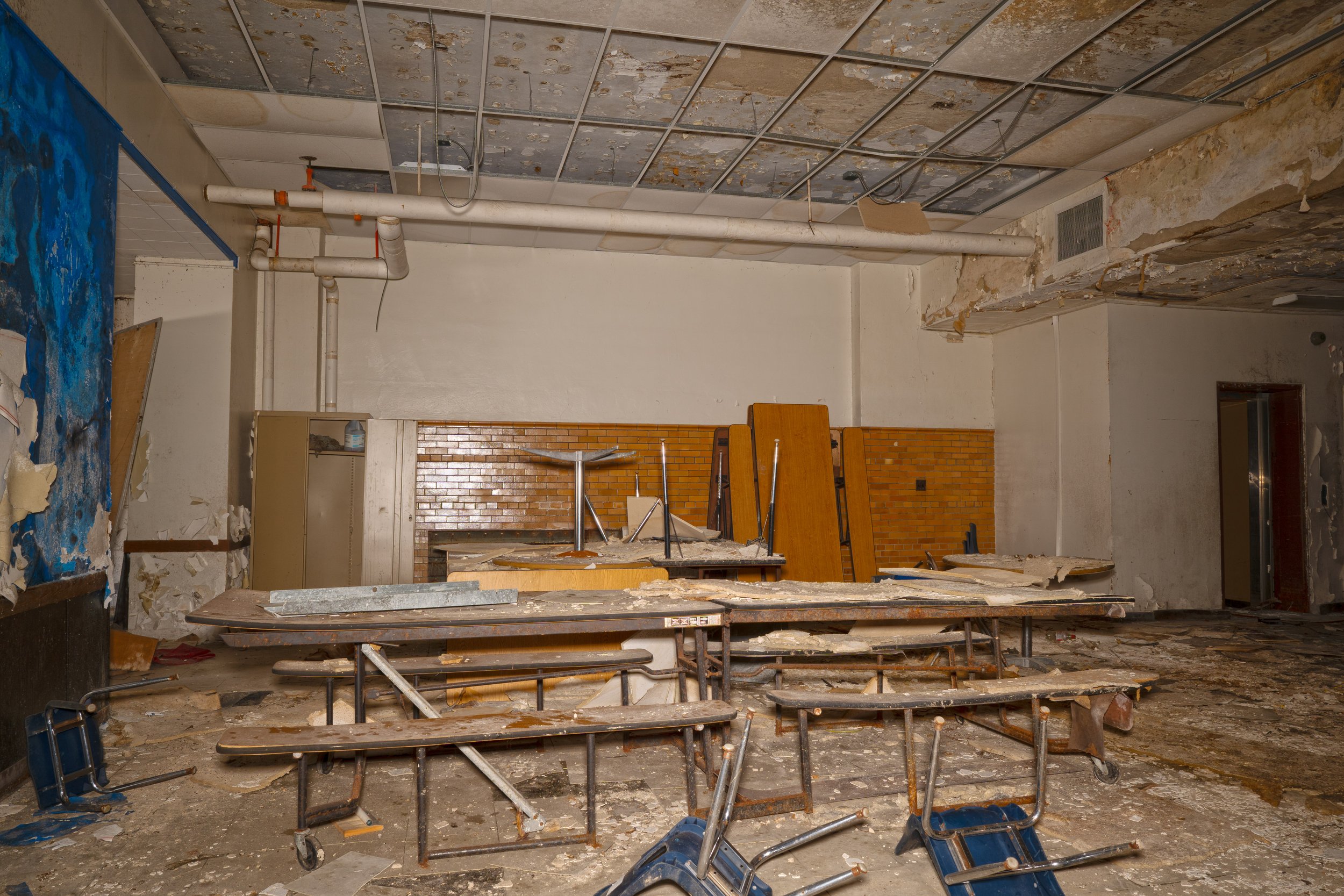Cafeteria space in basement shot 2