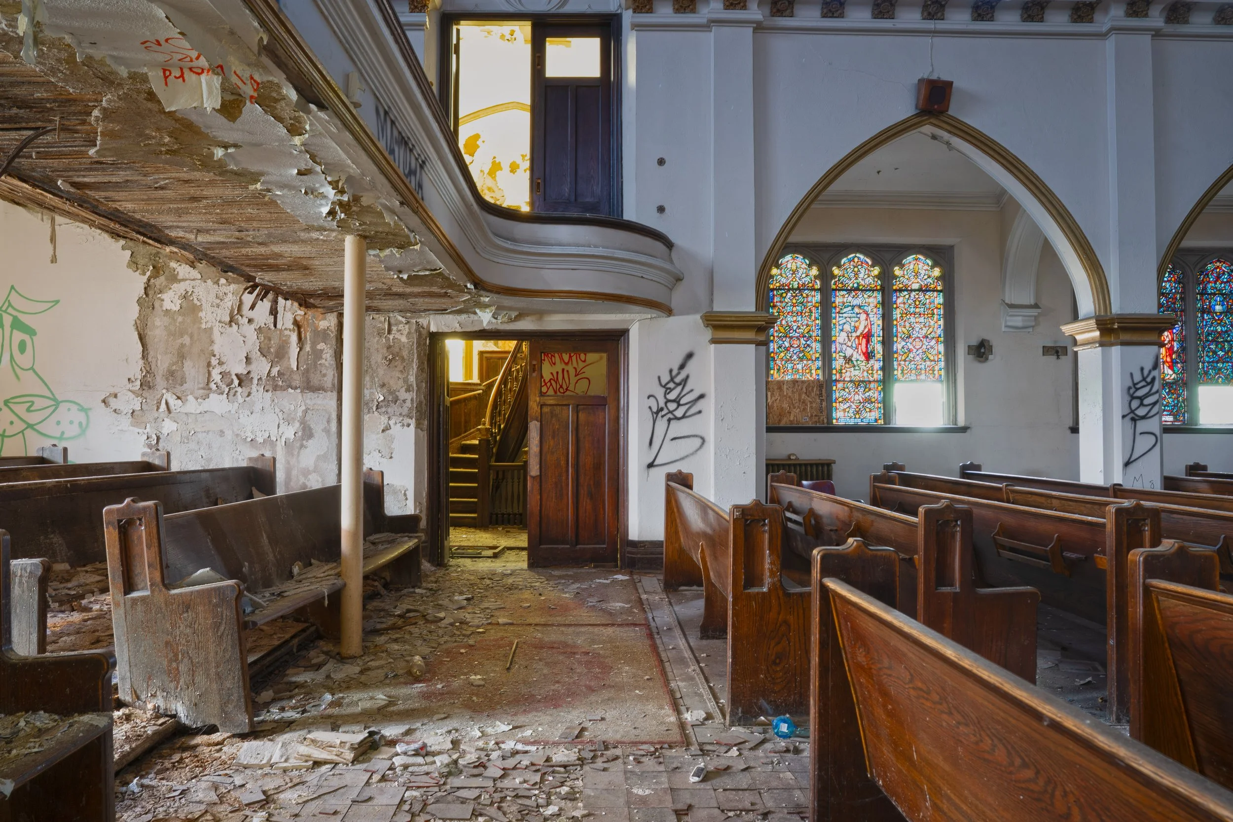 Sanctuary shot 5 (Looking between the 1st floor and balcony spaces)