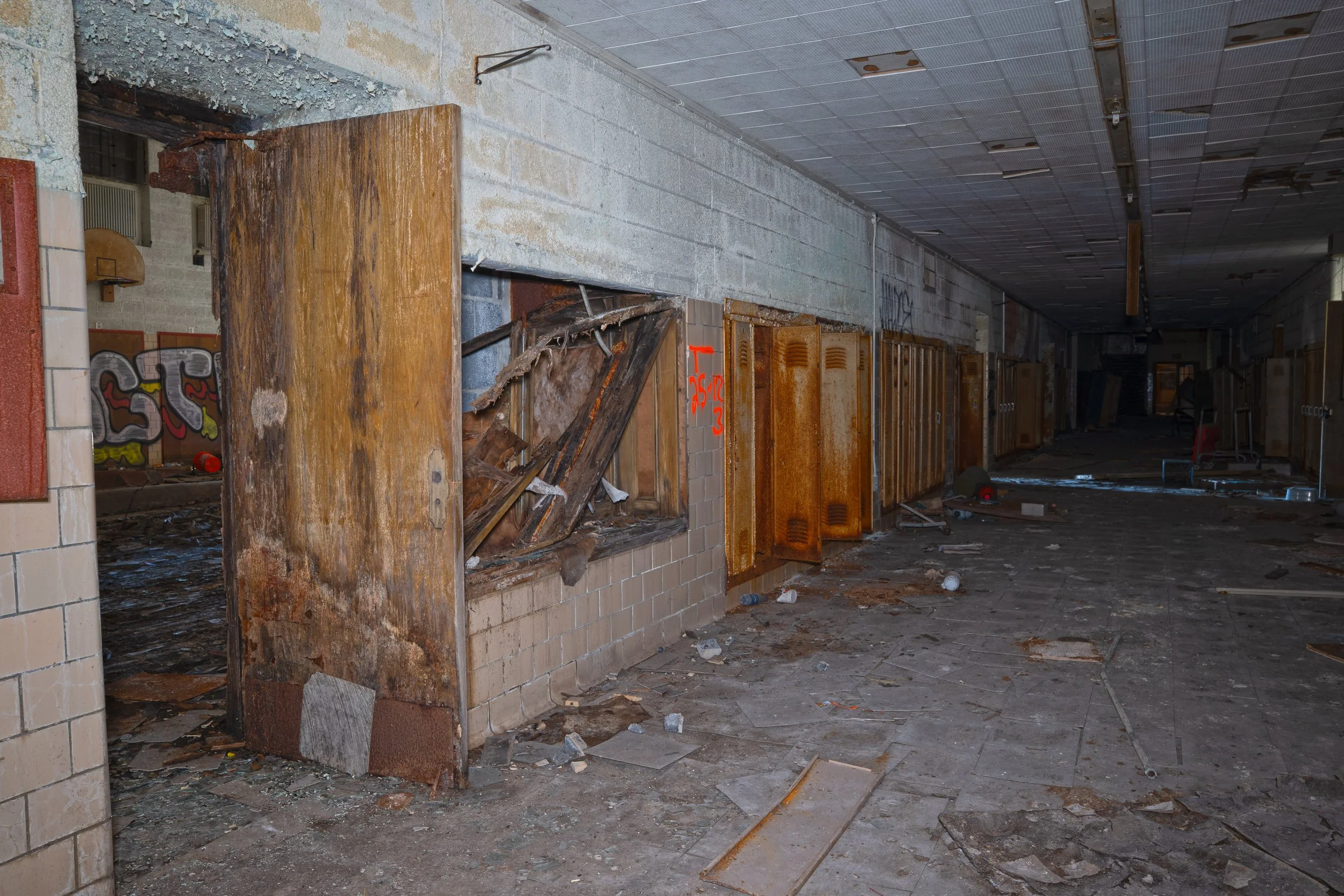1st floor hallway shot 4