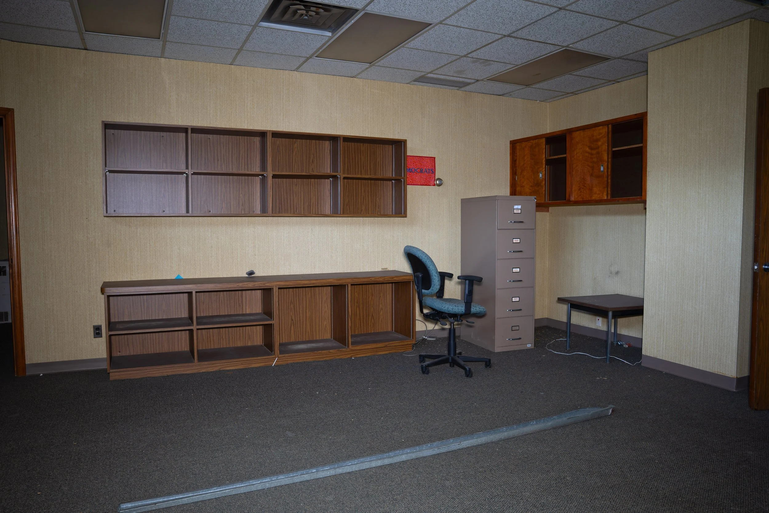 Office spaces next to library on 1st floor shot 4