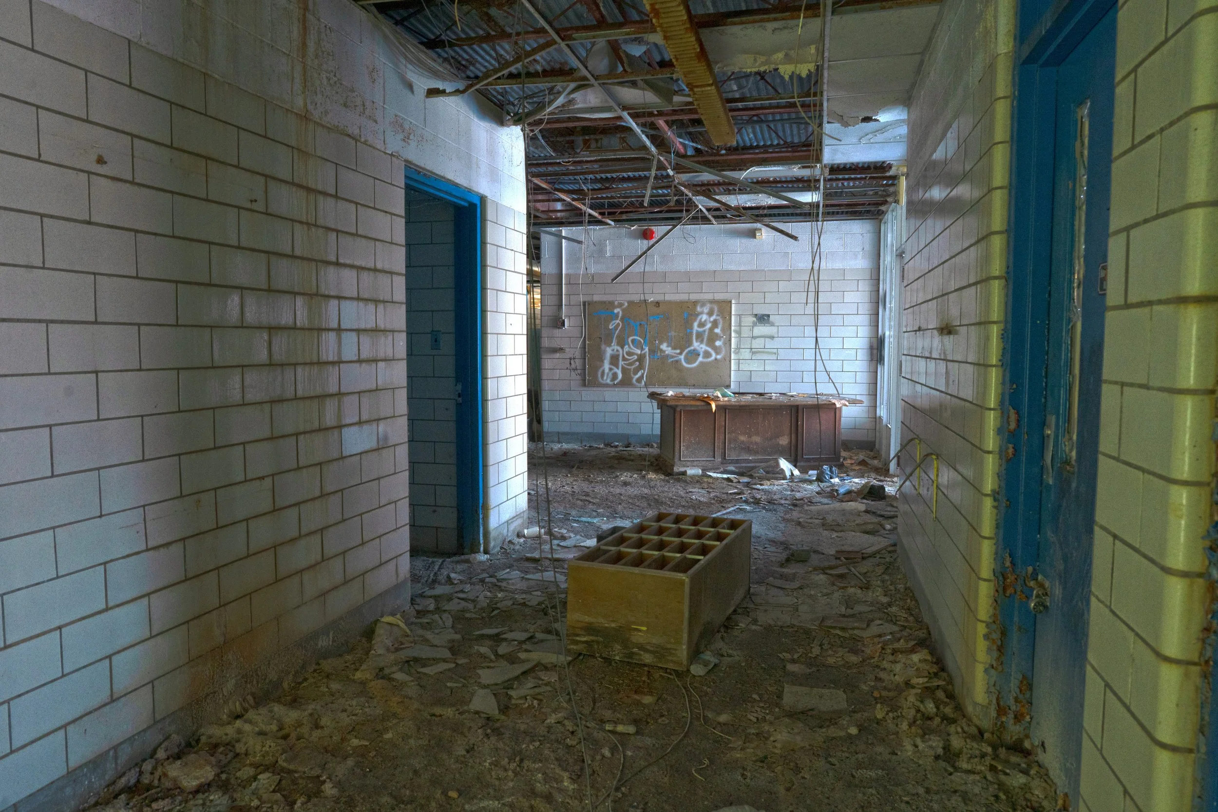 1st floor hallway