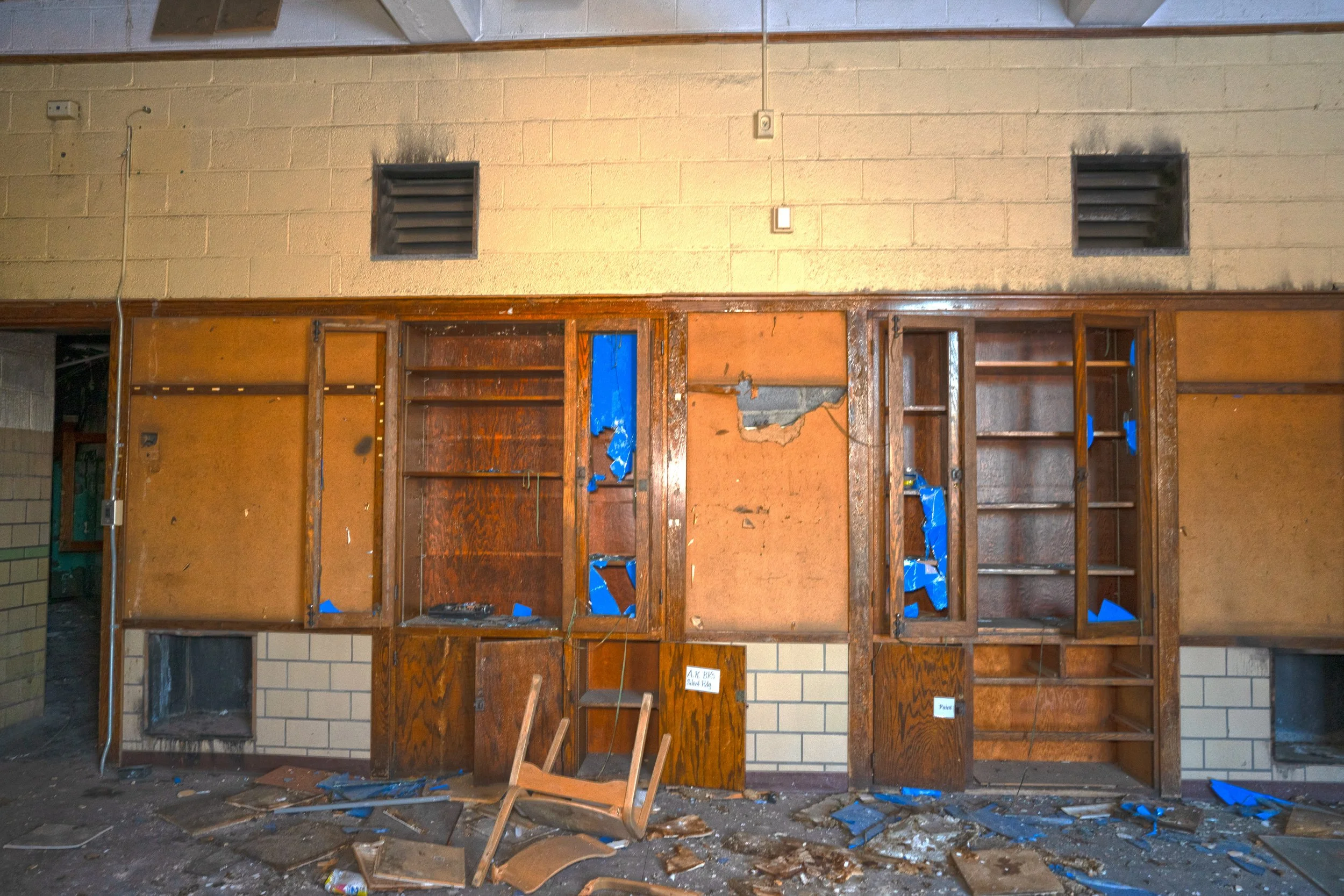 That same classroom (Note the smoke damage out of the vents in the classroom)