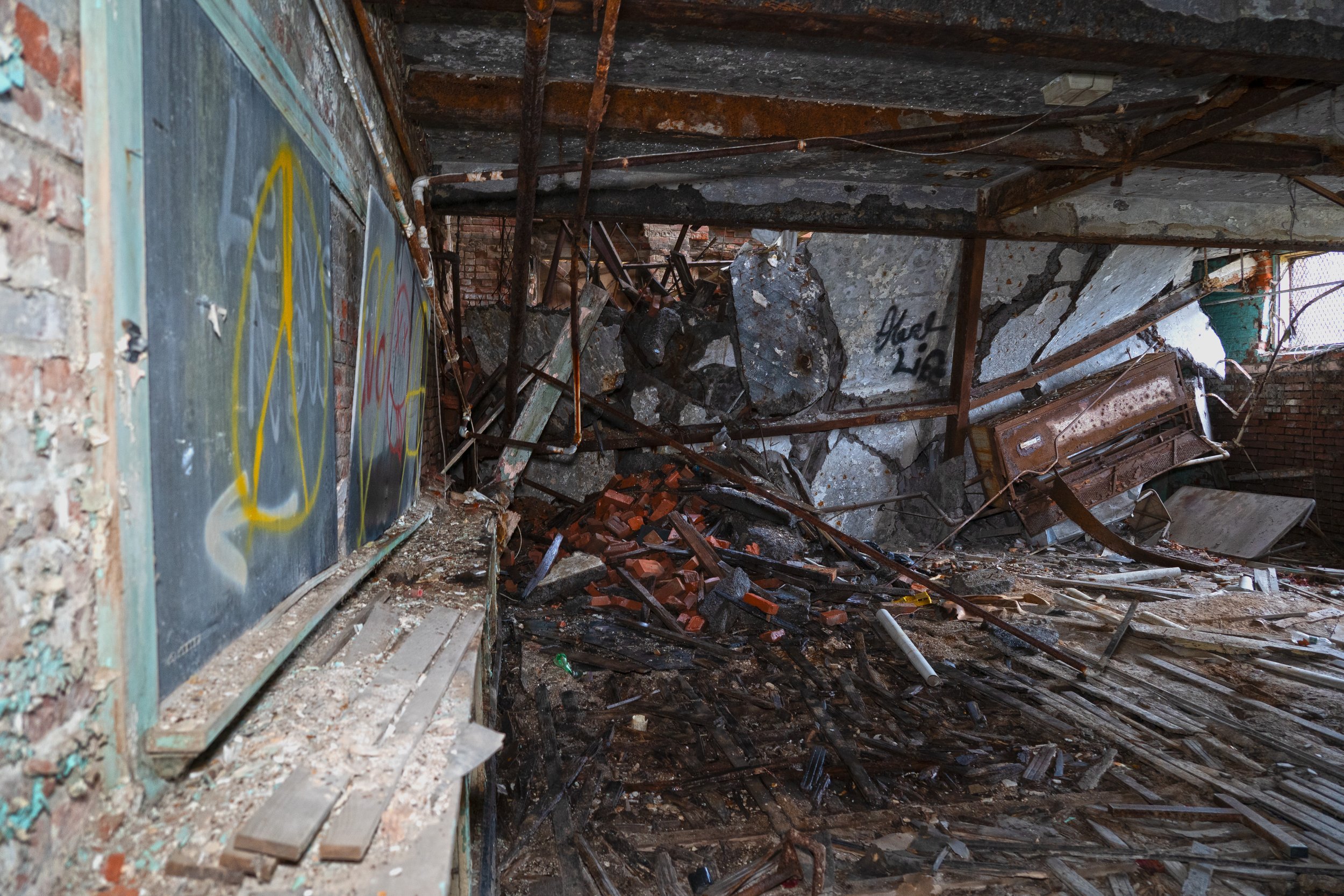 Same room as the damage pulled downwards to the basement
