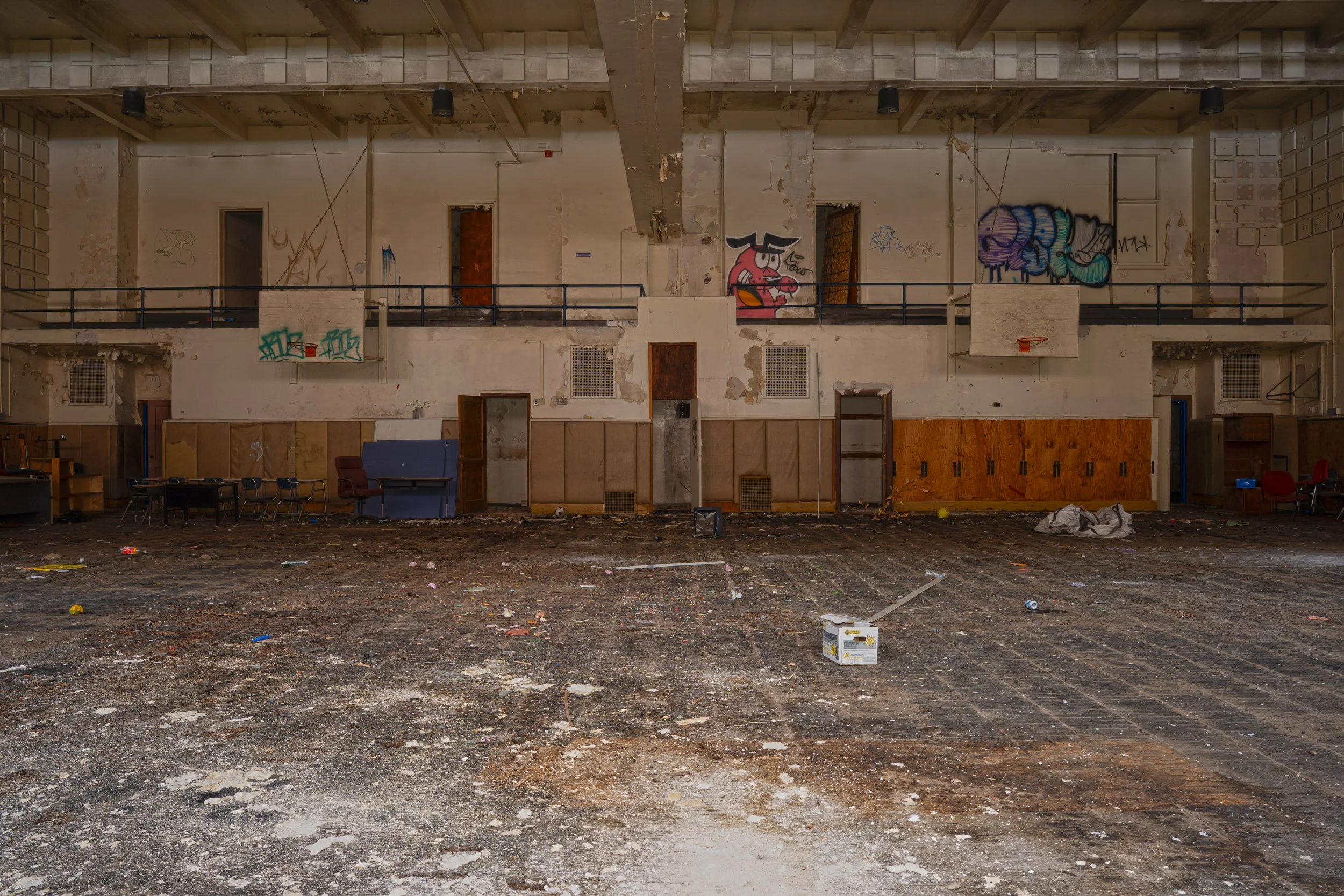 Gymnasium shot 2 (The balcony that connects to the 1st floor can be seen above)