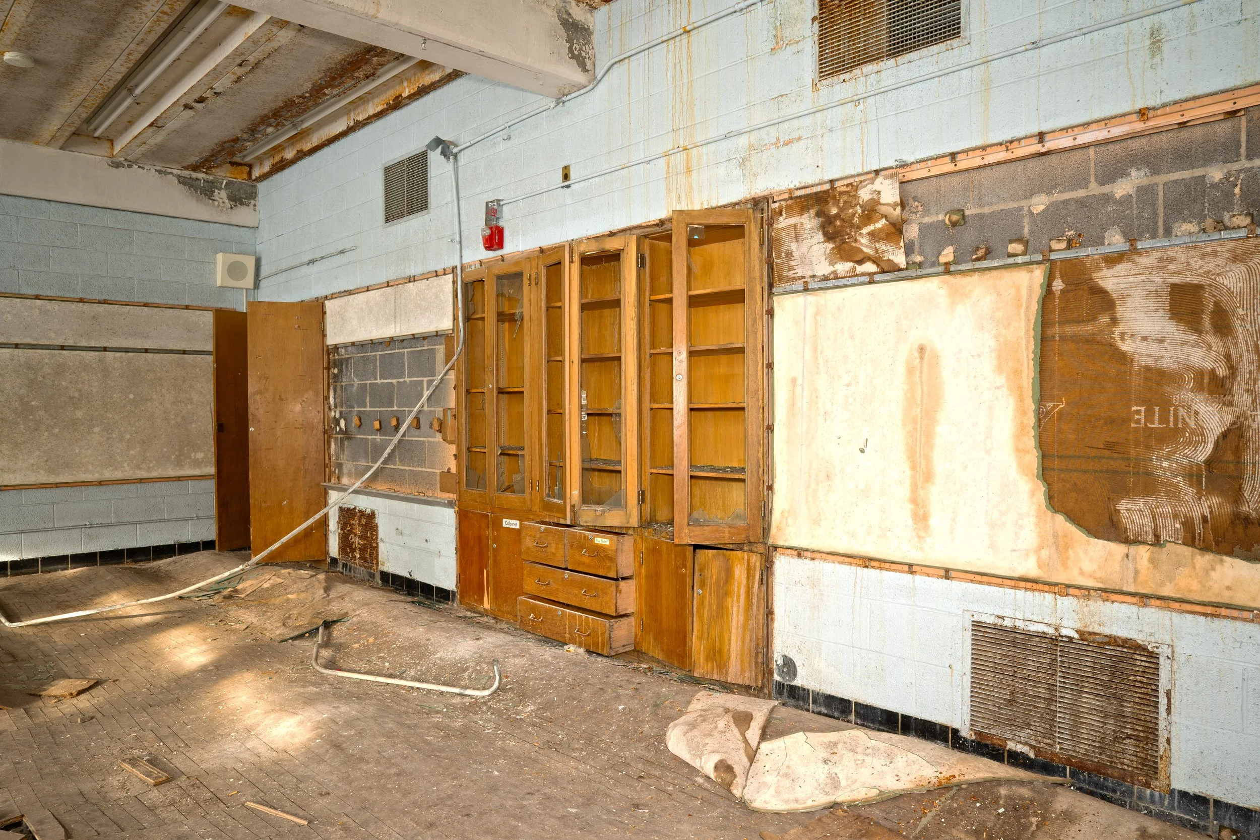 Classroom connected to kindergarten room 