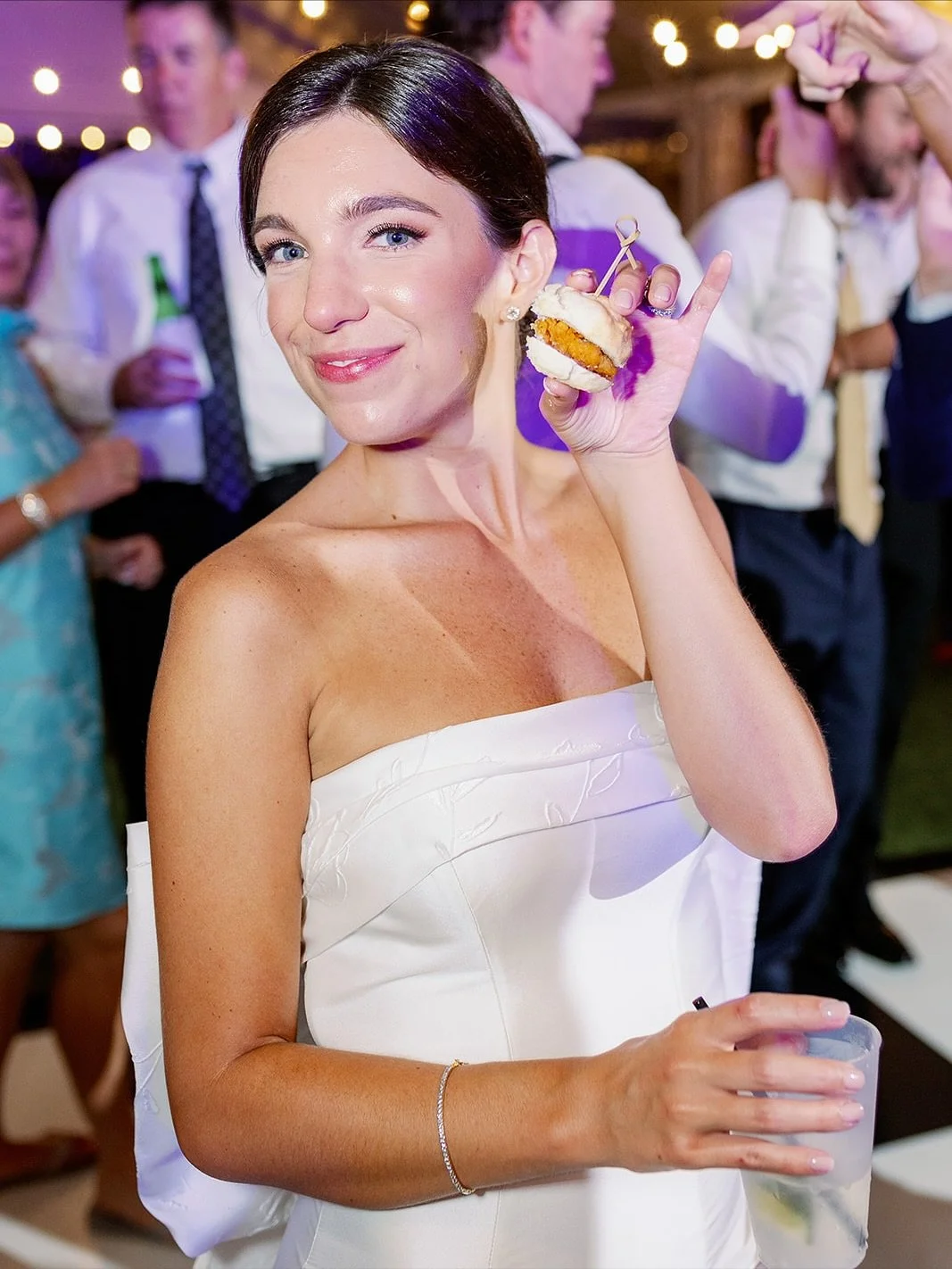 Because the best dance floors need fuel 🍟✨ Late-night bites are always a yes in our book. They&rsquo;re the perfect way to keep your guests energized, happy, and dancing well into the night.⁠