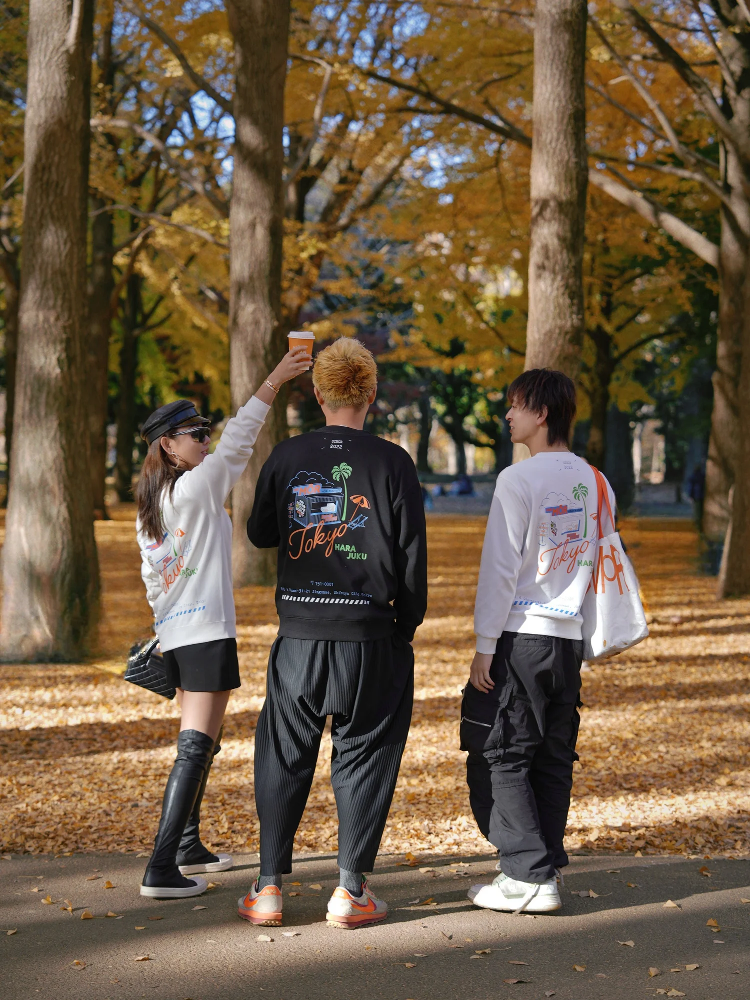 THE MOR White sweatshirt スウェットシャツ — THE MOR