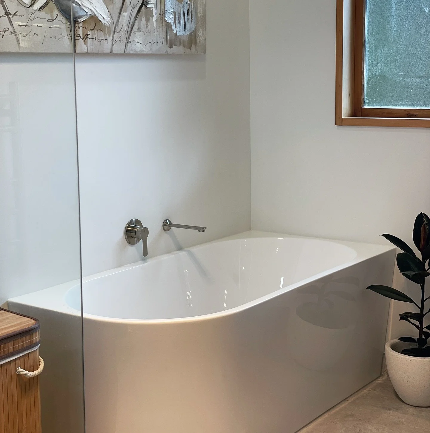 ✨ Tauranga Home Bathroom Renovation ✨

BG Build fully coordinated and completed the renovation of this family bathroom in central Tauranga, working closely with the client to ensure the finished look was exactly what they had envisioned from the star