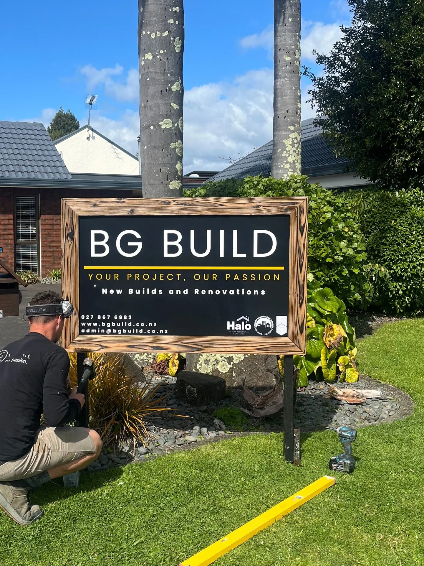 A sign going up means a new project officially underway 🙌🏼

As the year draws to a close, we&rsquo;re enjoying the balance of wrapping up some great builds while also kicking off exciting new ones. This one is just getting started 🏡