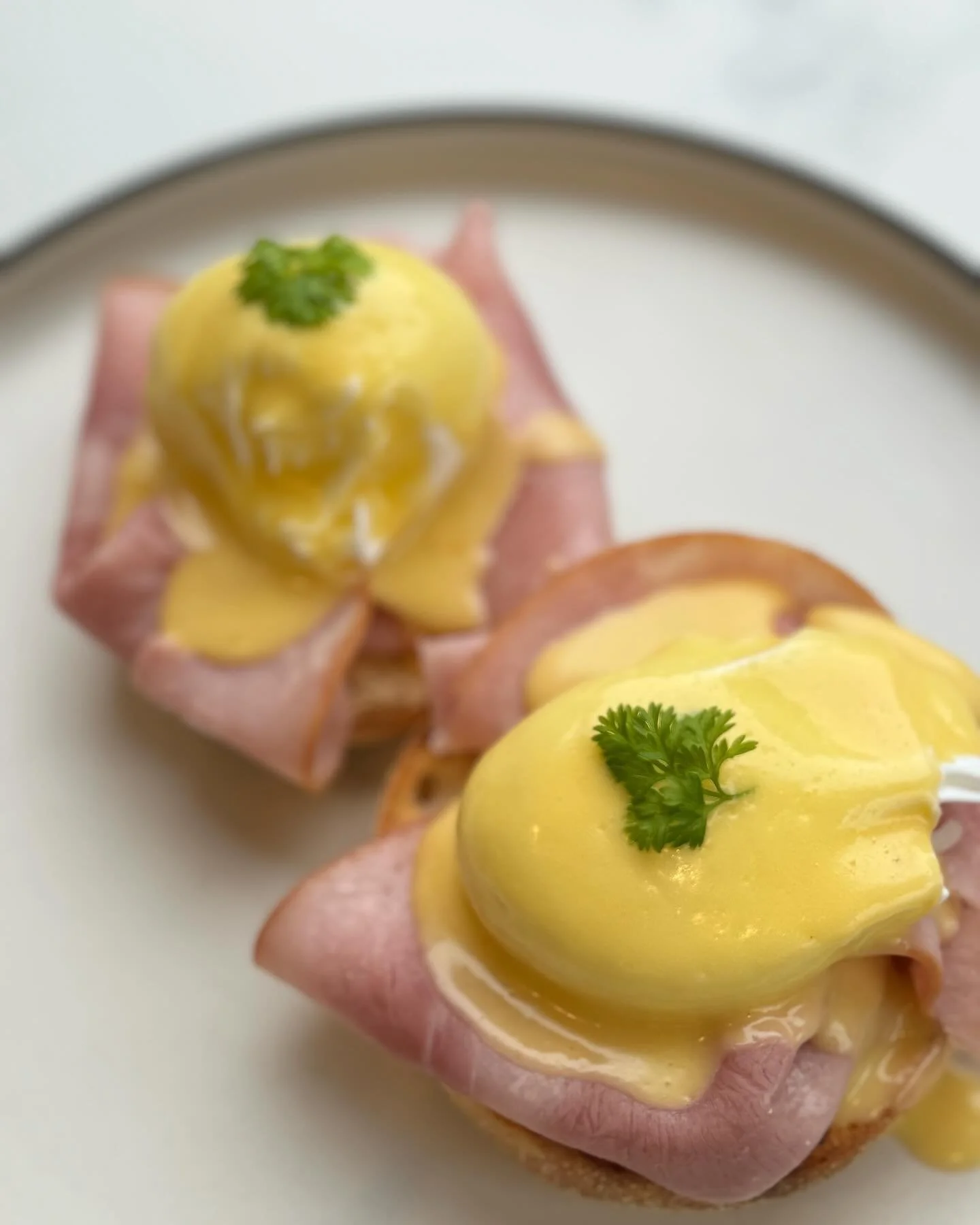 Father&rsquo;s Day is around the corner and we have some special menu items for you. 

Classic eggs Benedict with poached eggs, English muffin, Virginian ham and our home made hollandaise 🍳

Book online via the link in our bio. Spots won&rsquo;t las