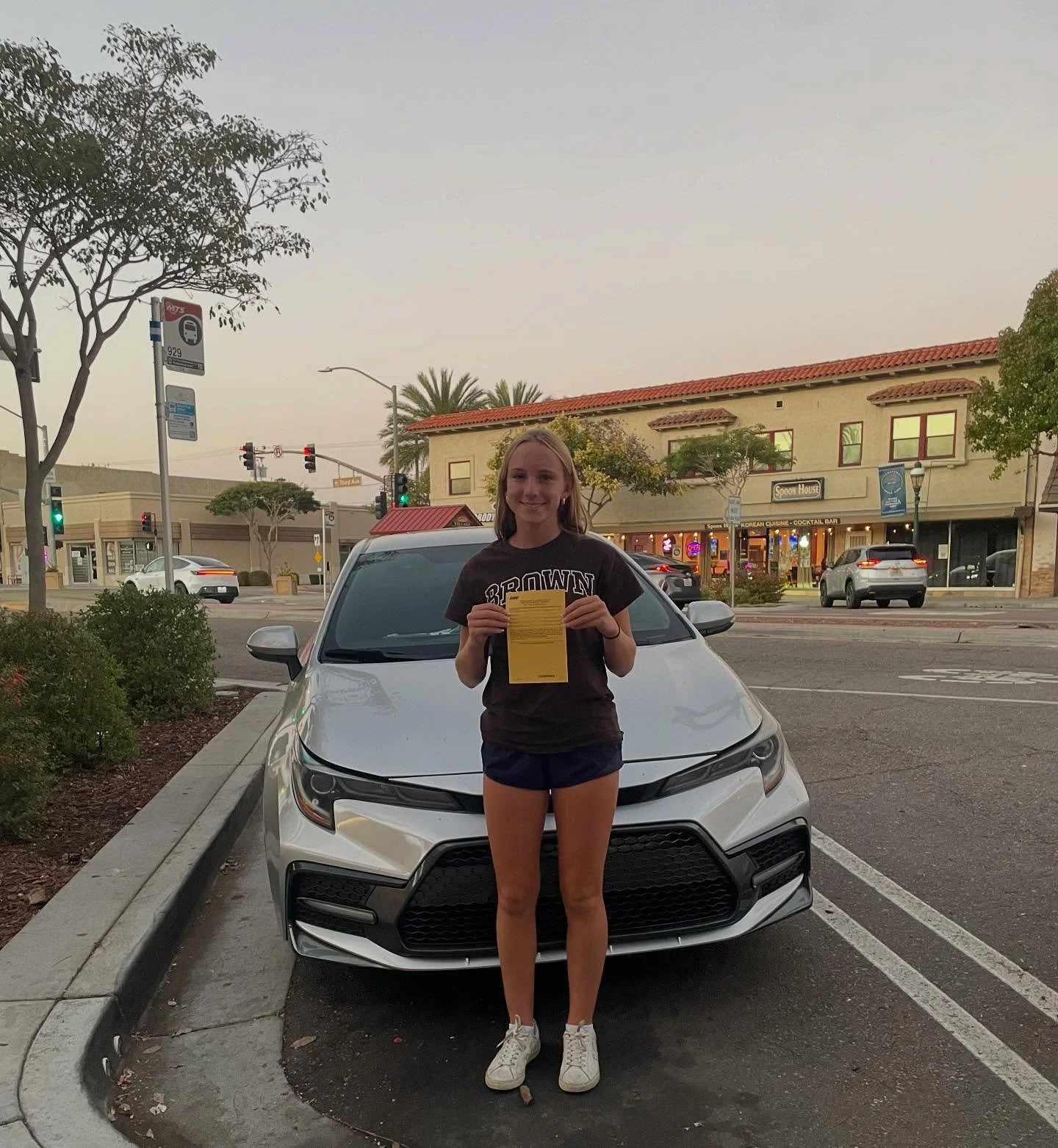 🟤🥍

6-hours complete 

If anyone needs driving lessons text  @bonitadrivingschool. If you need online drivers ed use promo code: Insta25 for 25% off