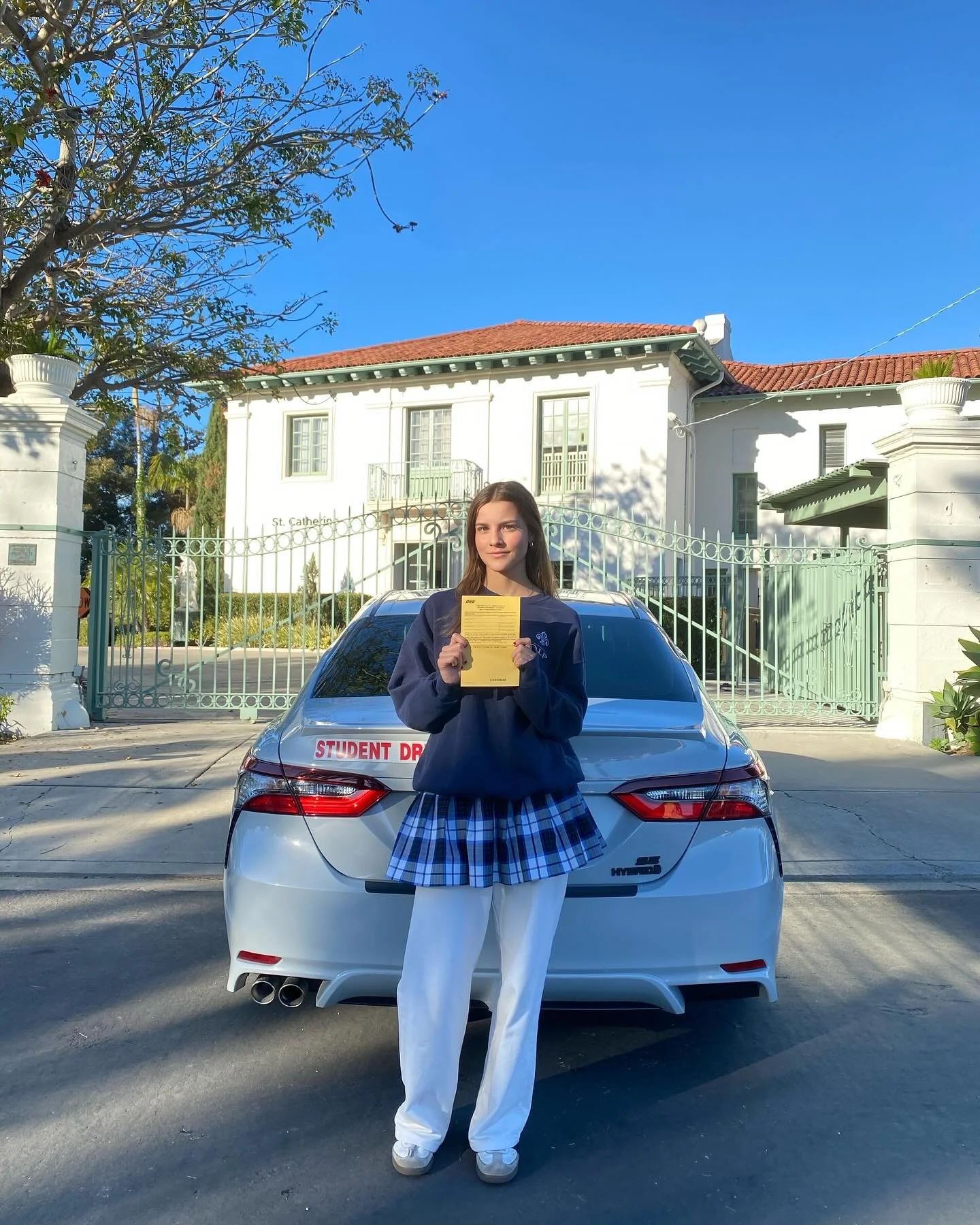 6-hours complete ✅ If anyone needs driving lessons text Noel (619) 861-4244 from @bonitadrivingschool. If you need online drivers ed use promo code: Noel for 25% off