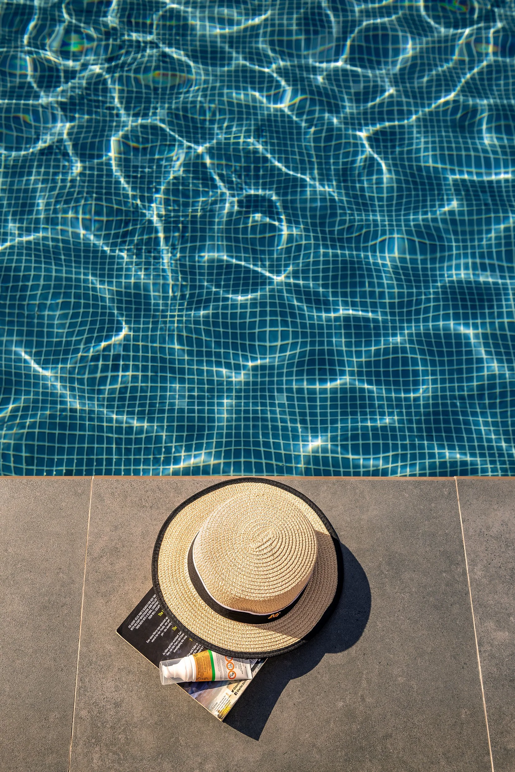 SHE_DXBML_Pool_17.jpg
