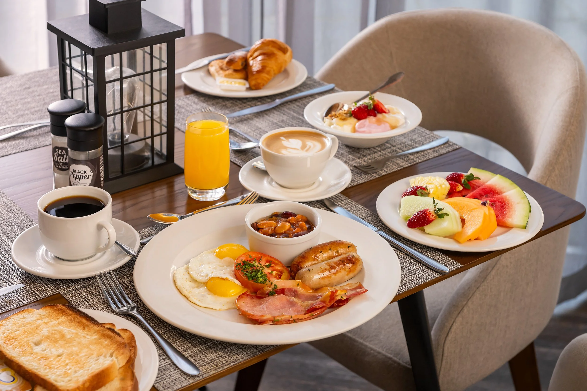 PH_JNBOR_Breakfast_Buffet.jpg
