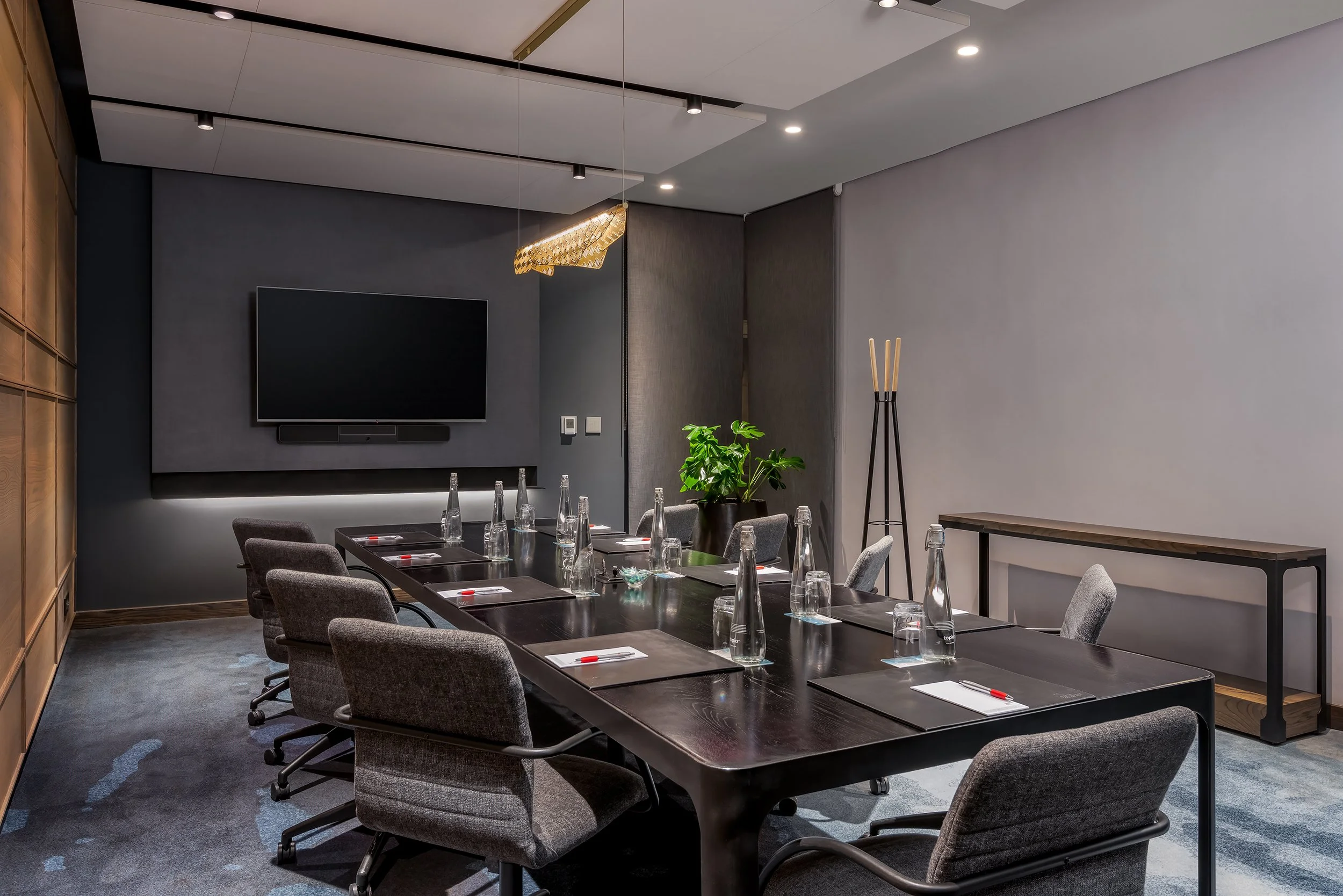 MH_JNBMC_Boardroom.jpg