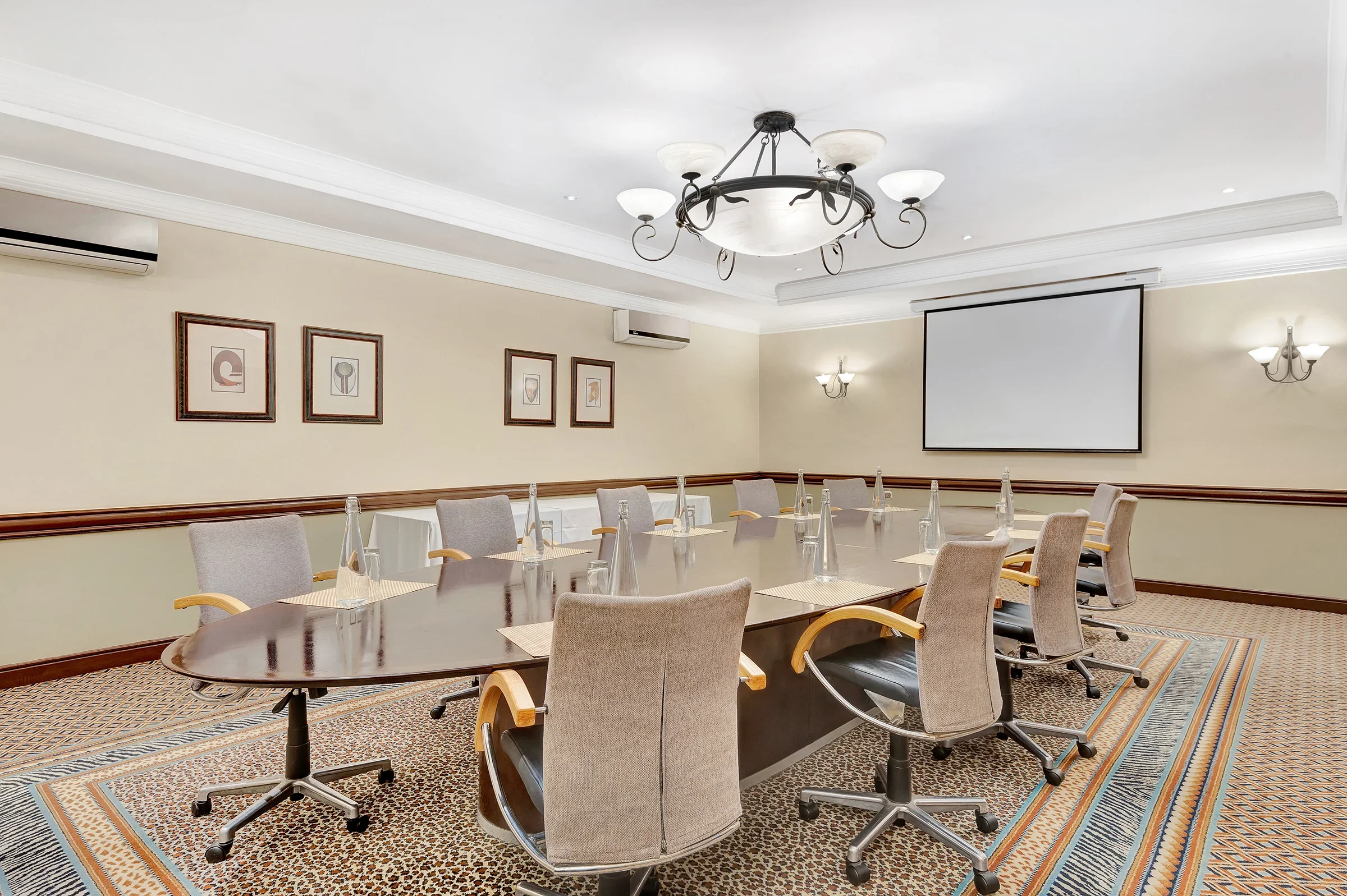 PH_BLZRY_Multifunctional_Meeting_Room_2.webp