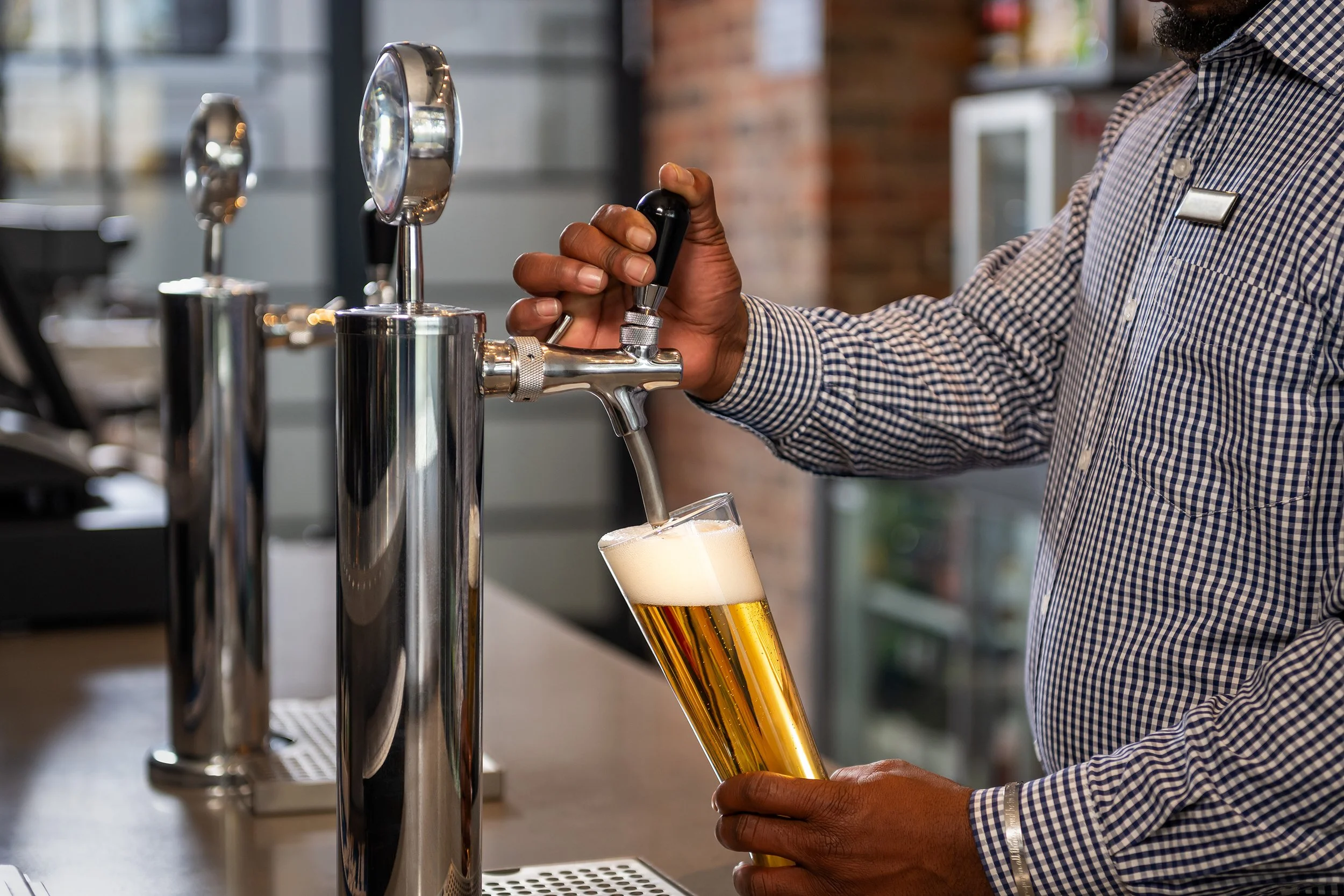 PH_JNBOR_Bar_Beer.jpg