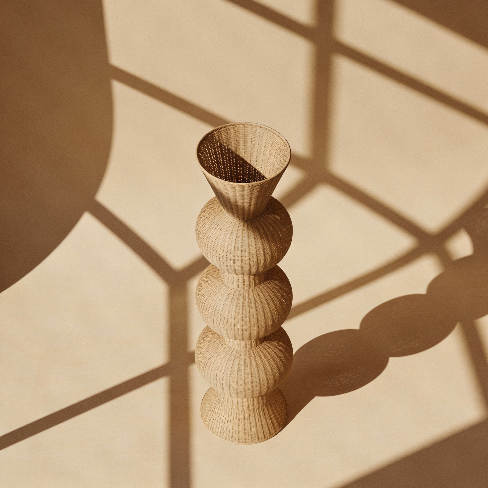 Sama Three Floor Lamp 3.png