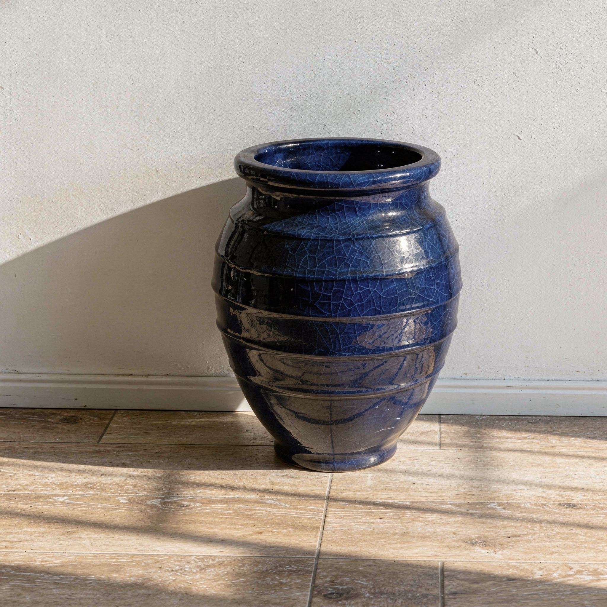Azul Vase 3.png