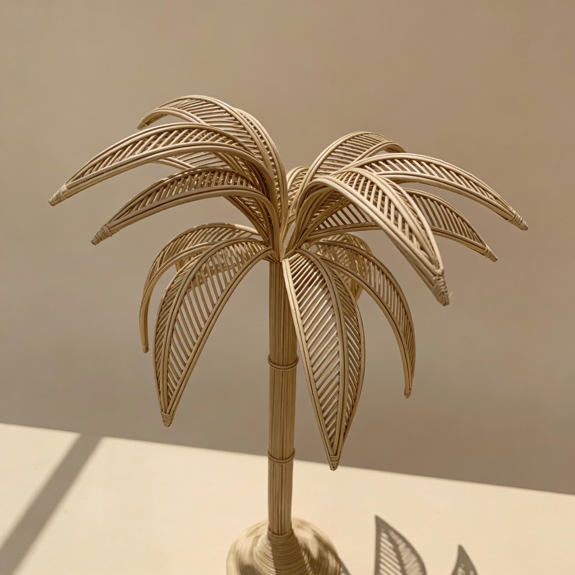 Fin Floor Lamp 2.png