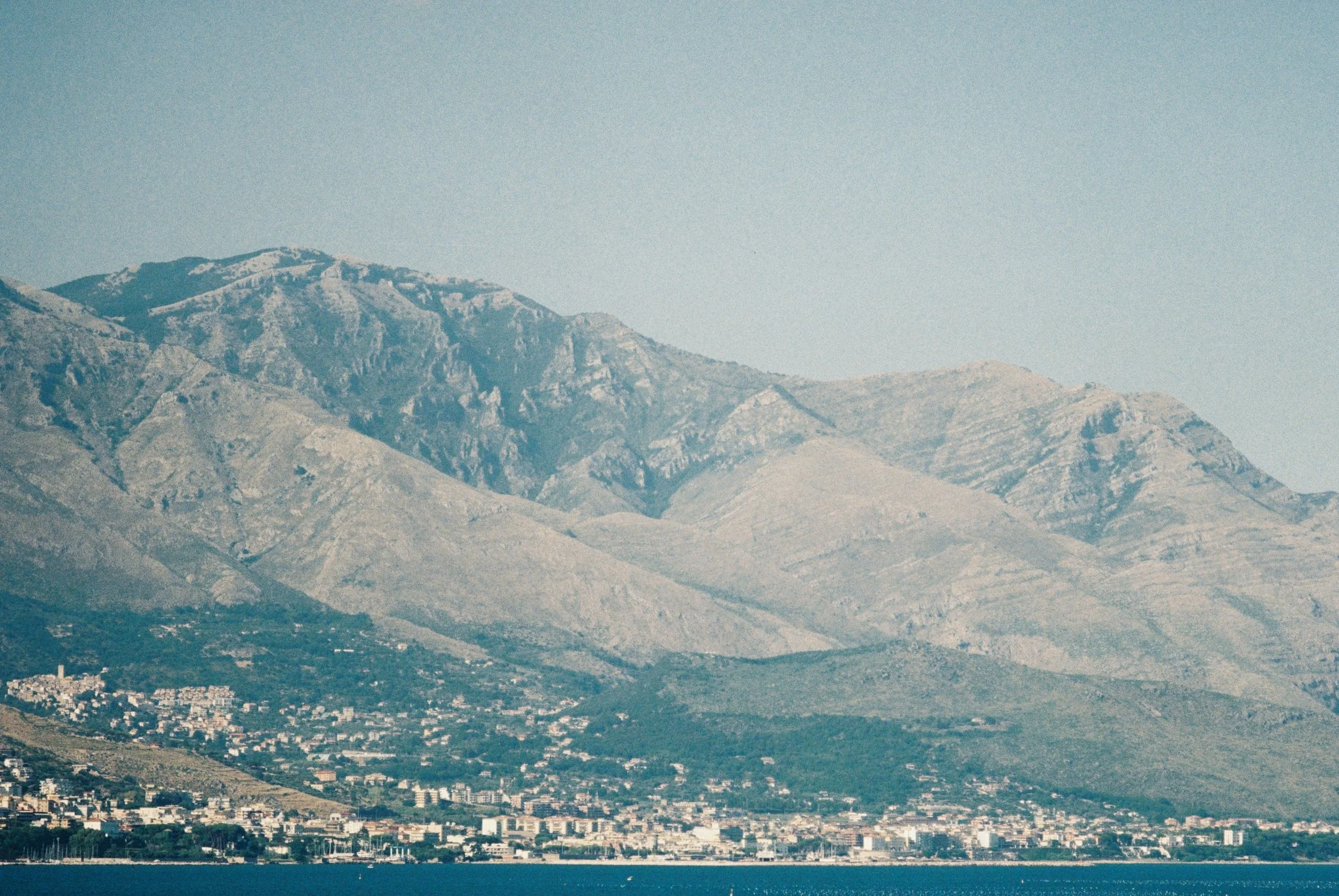 La Montagna-1.jpg