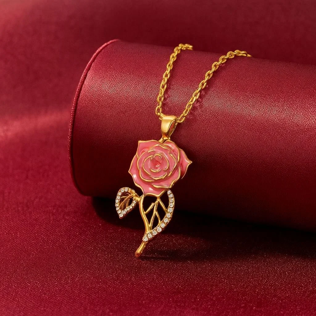 BUNE ROSE PENDANT